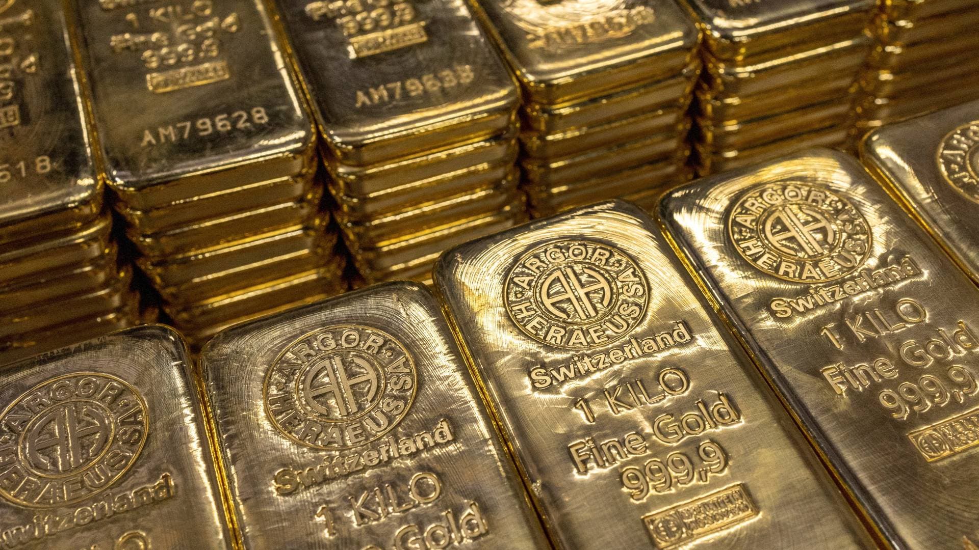 بعد أيام من الاستقرار.. انخفاض أسعار الذهب في الأردن الاثنين