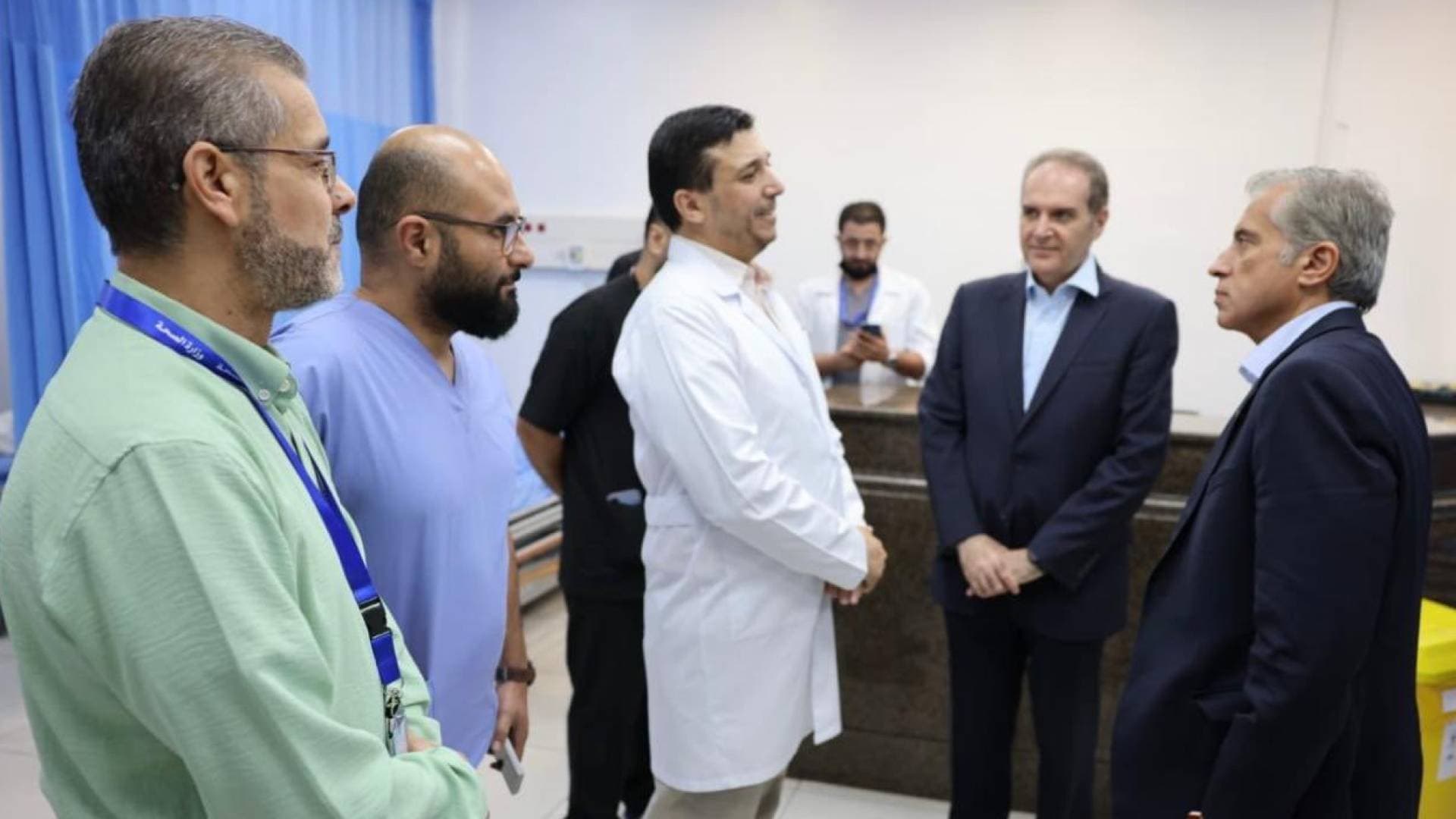 حسان يزور مستشفى التوتنجي ويشيد بجهود كوادره