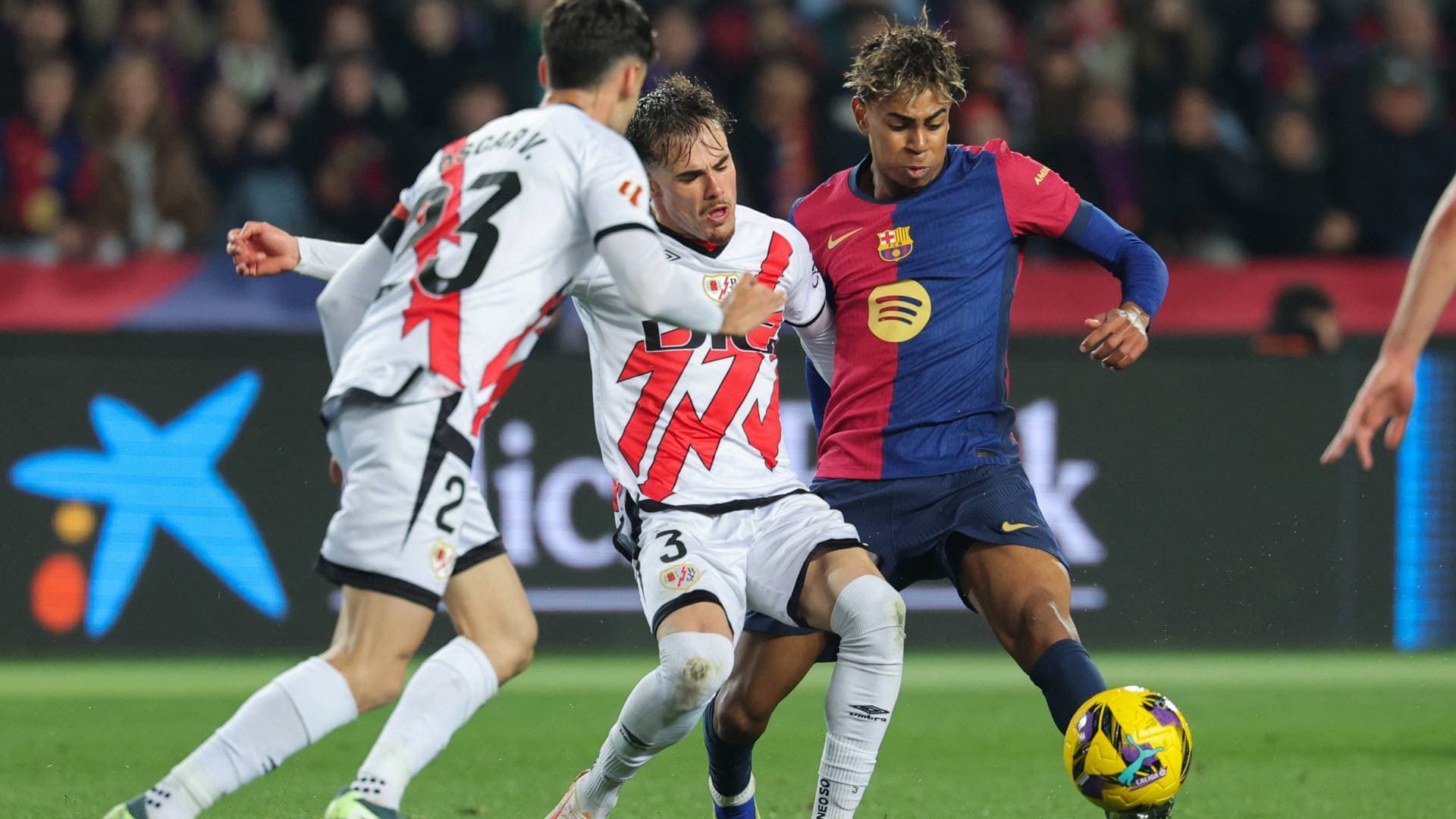لامين يامال يؤكد استحالة انتقاله إلى ريال مدريد