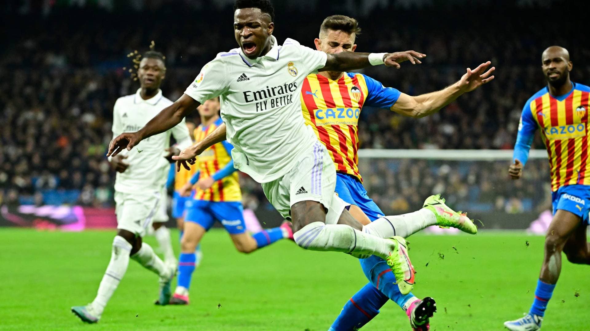 ريال مدريد يتفوق تاريخيا على فالنسيا قبل صدام الجولة 30 من الليغا