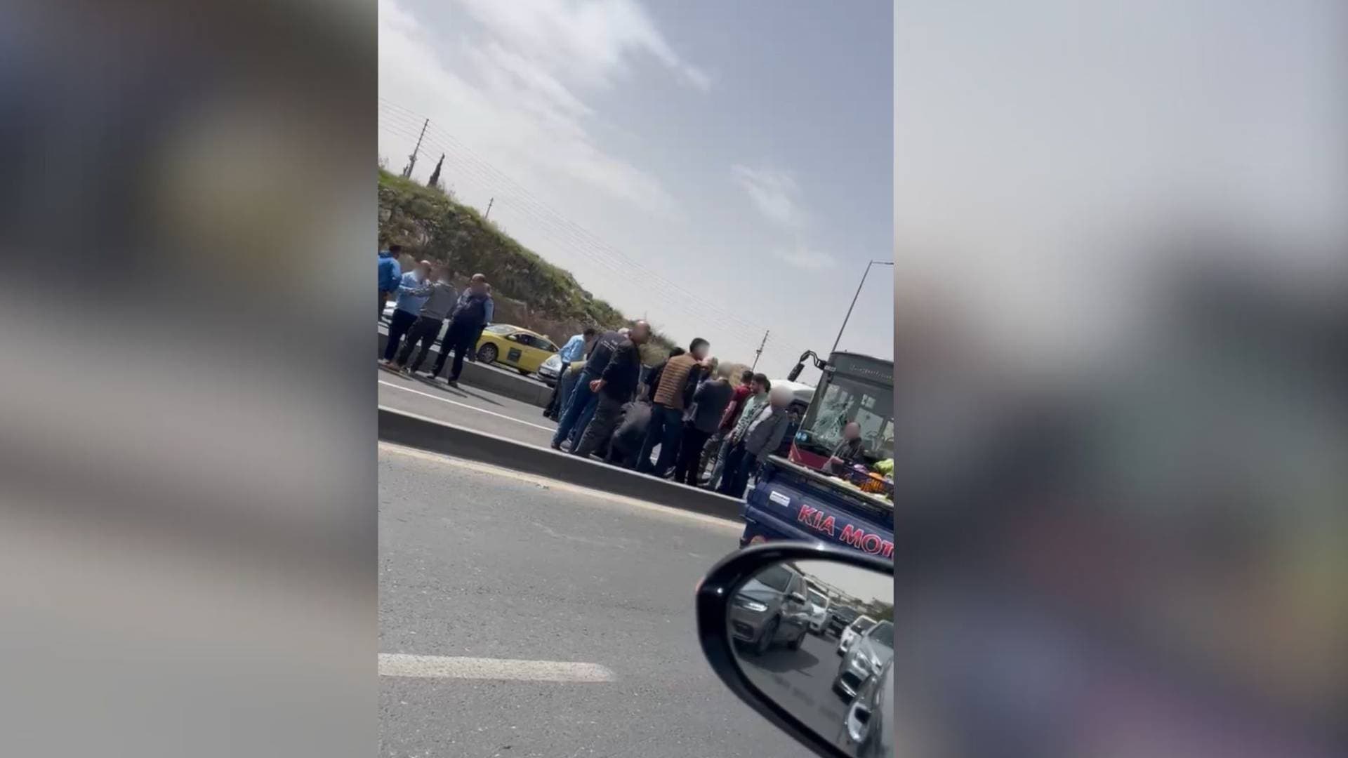 مصدر أمني: ثلاثيني يتعرض لدعس من قبل أحد الحافلات بمنطقة المدينة الرياضية.. فيديو