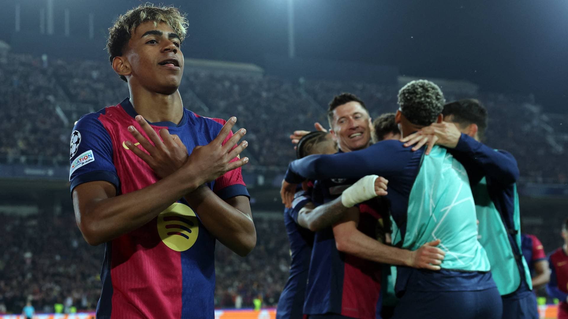 برشلونة يكتسح دورتموند برباعية ويقترب من نصف النهائي الأوروبي