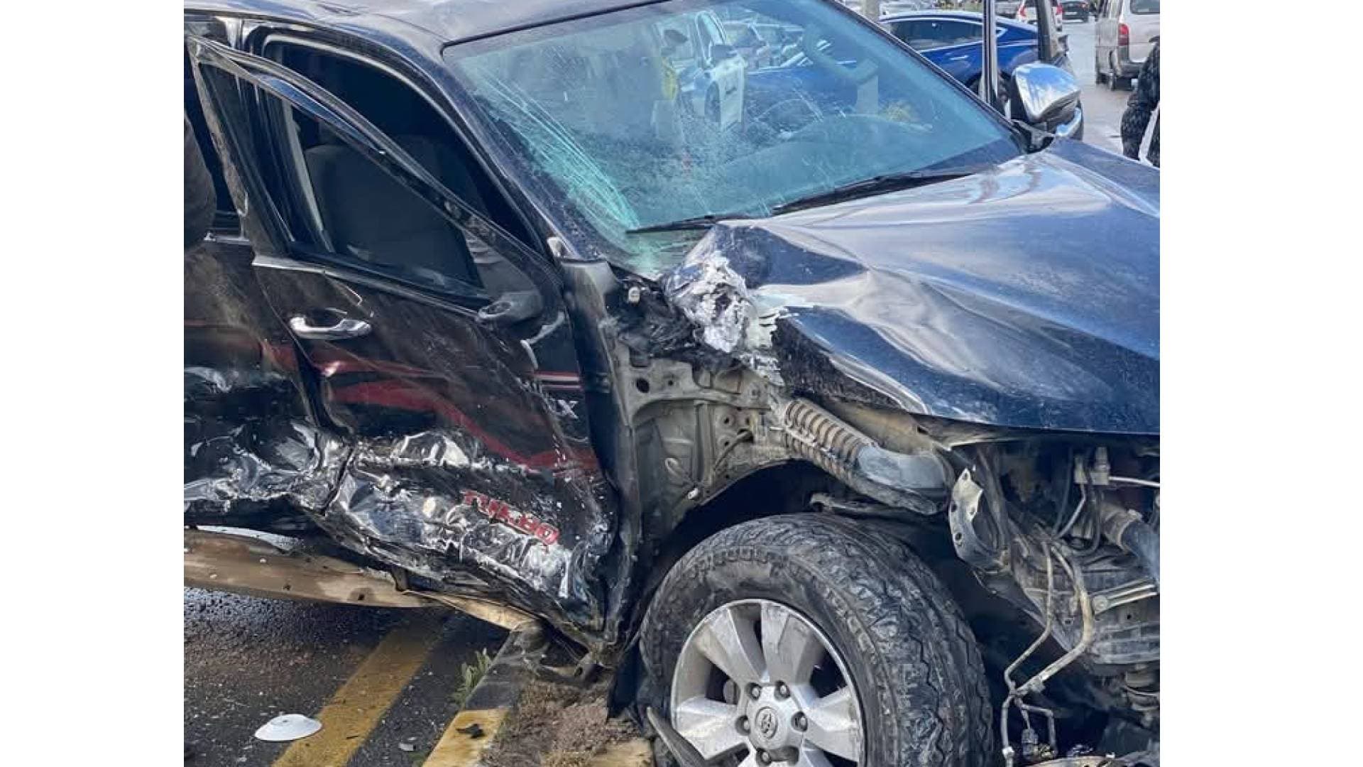 مراسل رؤيا: إصابات بحادث تصادم مروع على طريق أم العمد – مادبا - فيديو