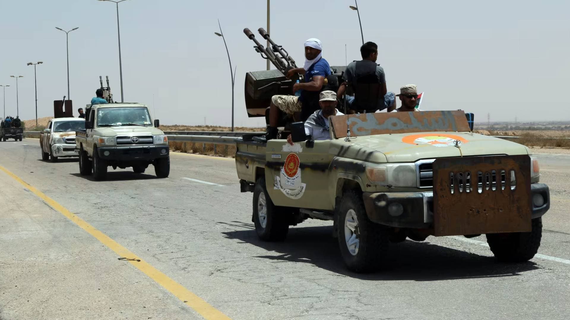 6 قتلى في اشتباكات بين مجموعات مسلحة في ليبيا