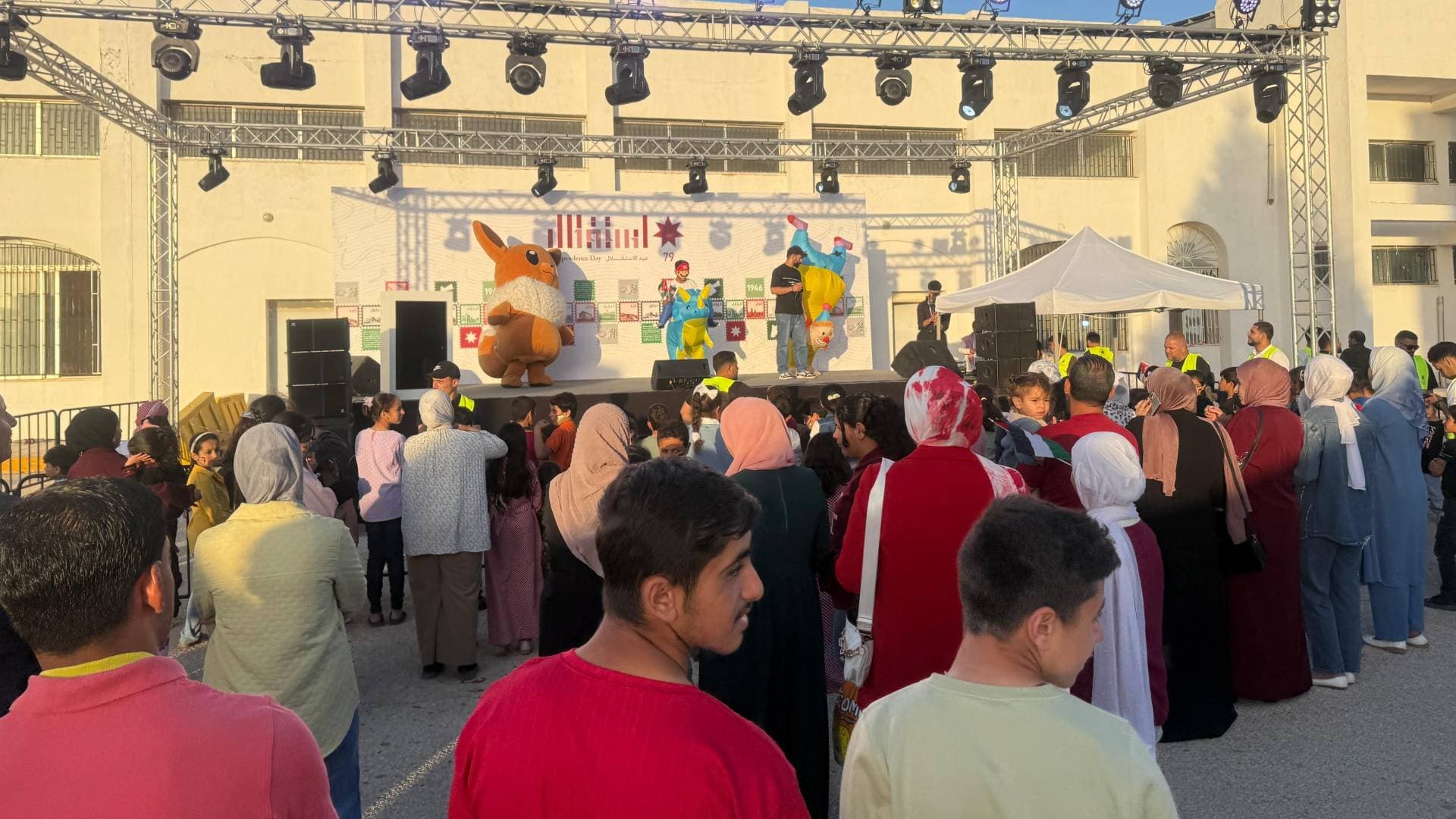 محافظات الأردن تنبض فرحا في عيد الاستقلال الـ79.. فيديو