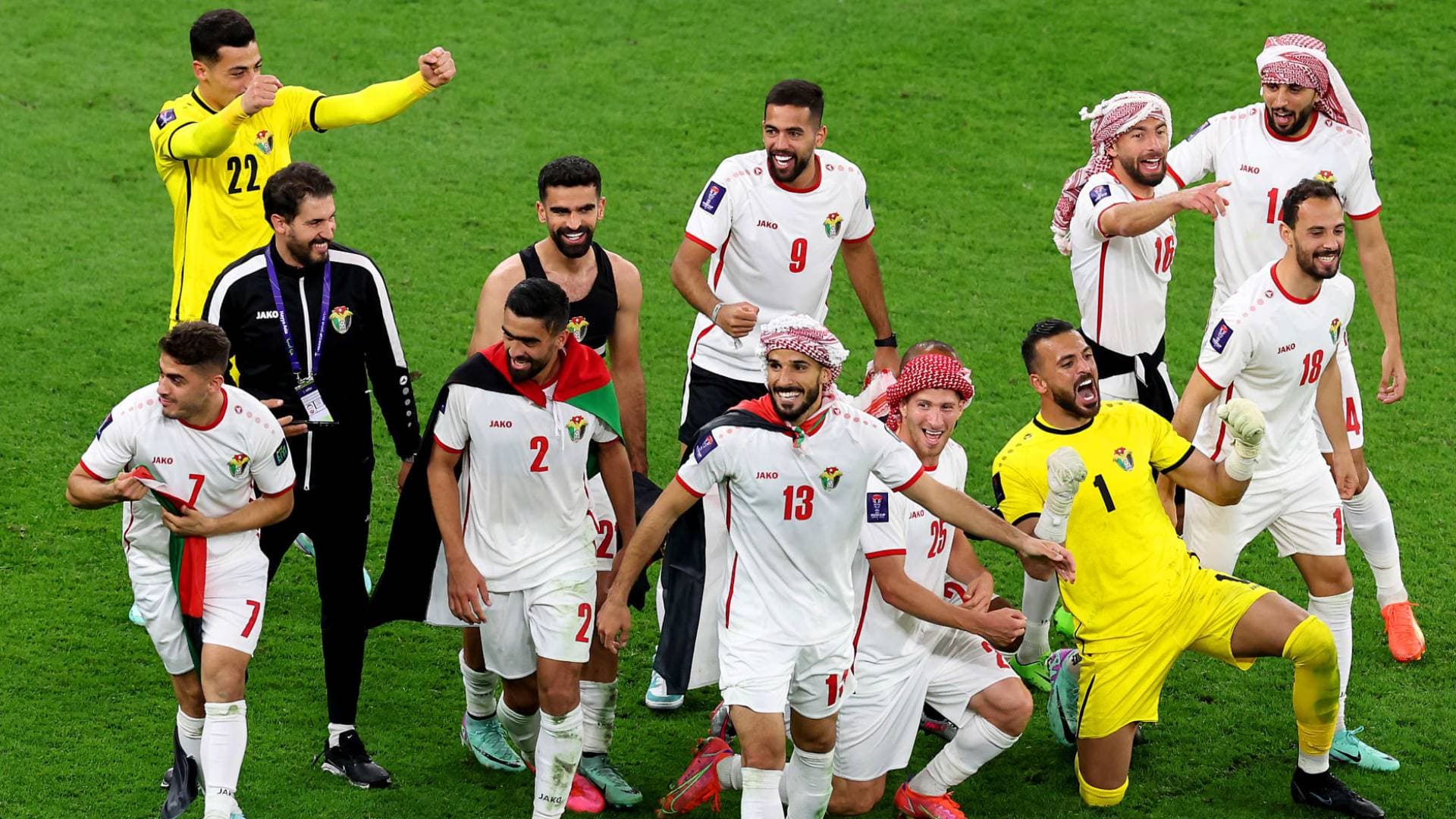 بعثة المنتخب الأردني تصل إلى السعودية استعدادا للحلم الكبير