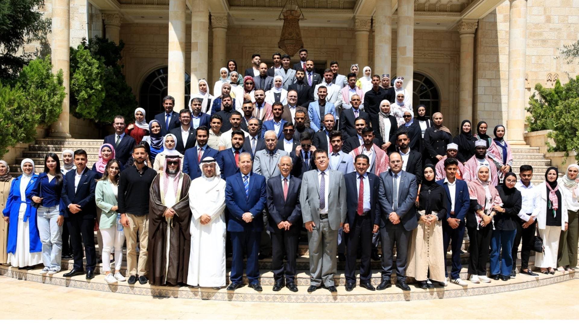 العيسوي: القيادة الهاشمية درع الوطن وحكمة الملك تقود الأردن بثبات نحو مستقبل أفضل
