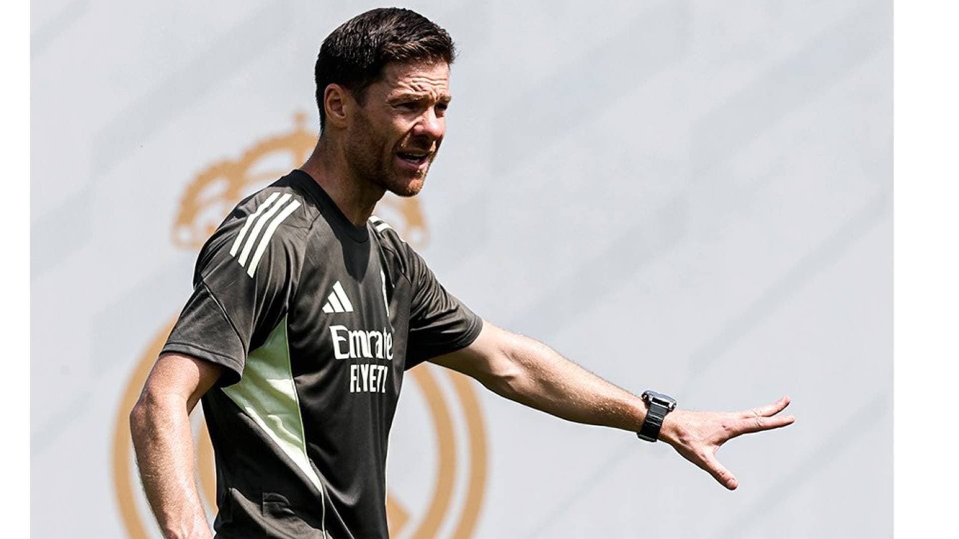 بين نجم لا يقاوم وفريق لا يقهر: ألونسو في اختبار التوازن داخل ريال مدريد