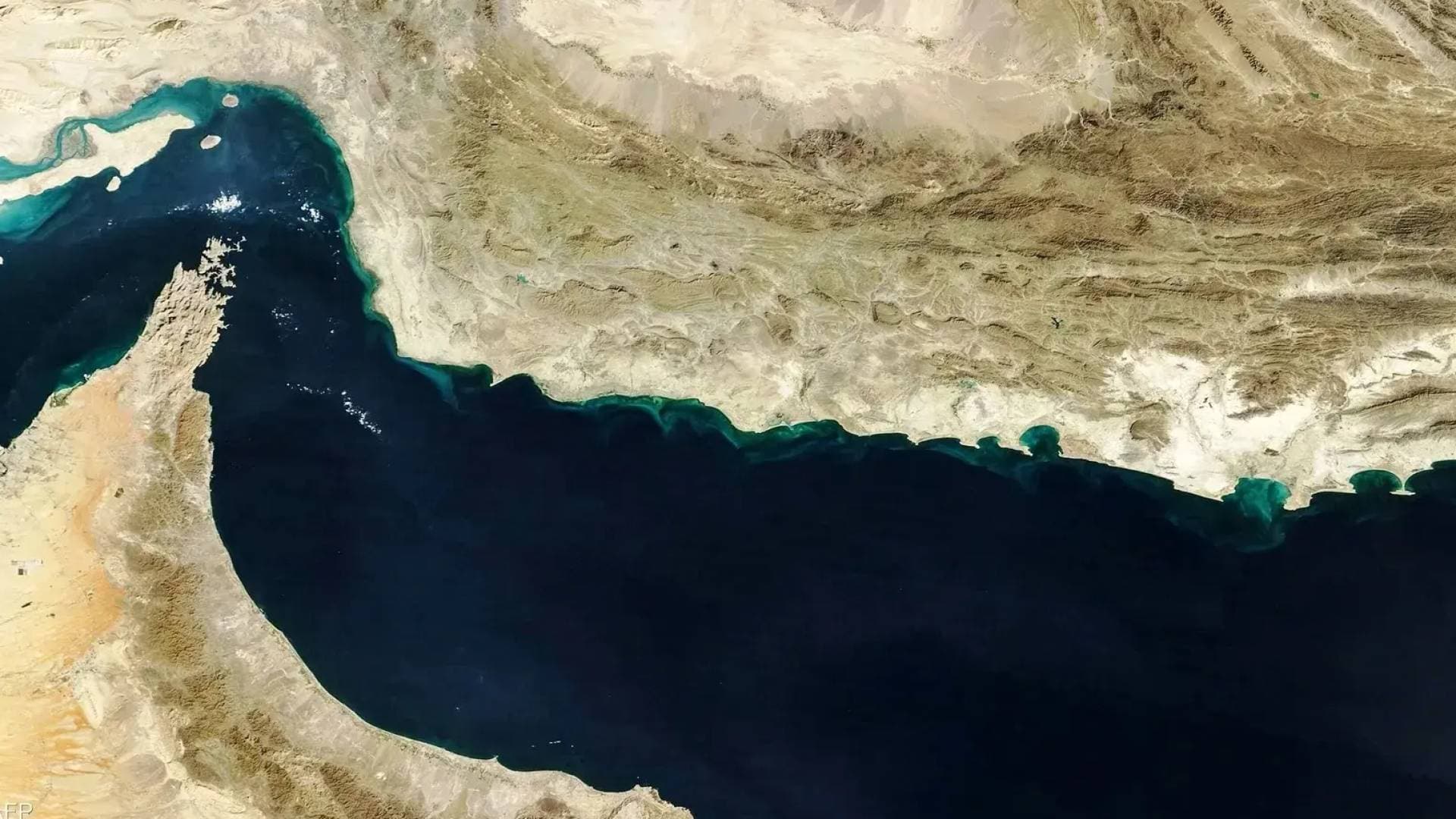 مضيق هرمز والأردن: ما تأثير الصراع على أسعار النفط والملاحة البحرية؟