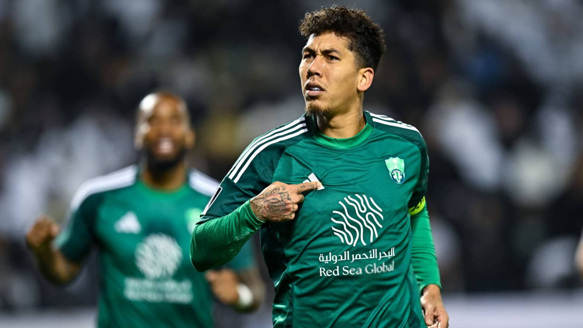 روبرتو فيرمينو ينتقل رسميا إلى نادي السد القطري