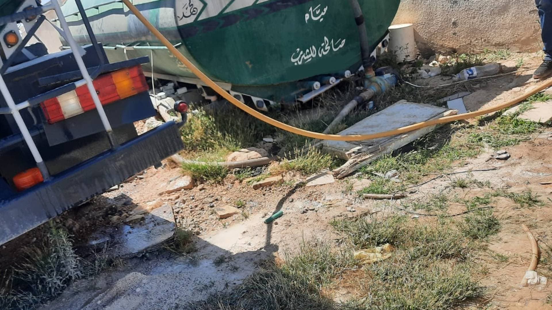 وزارة المياه: ضبط اعتداءات على شبكات مياه في حسبان وسحاب - فيديو