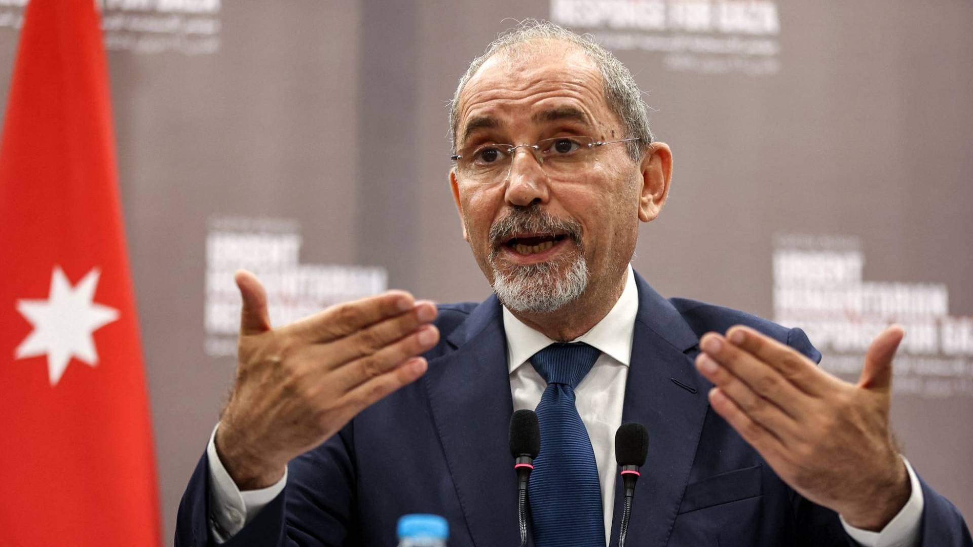 الصفدي يلتقي نظيره الأمريكي روبيو في واشنطن لبحث ملفات مهمة