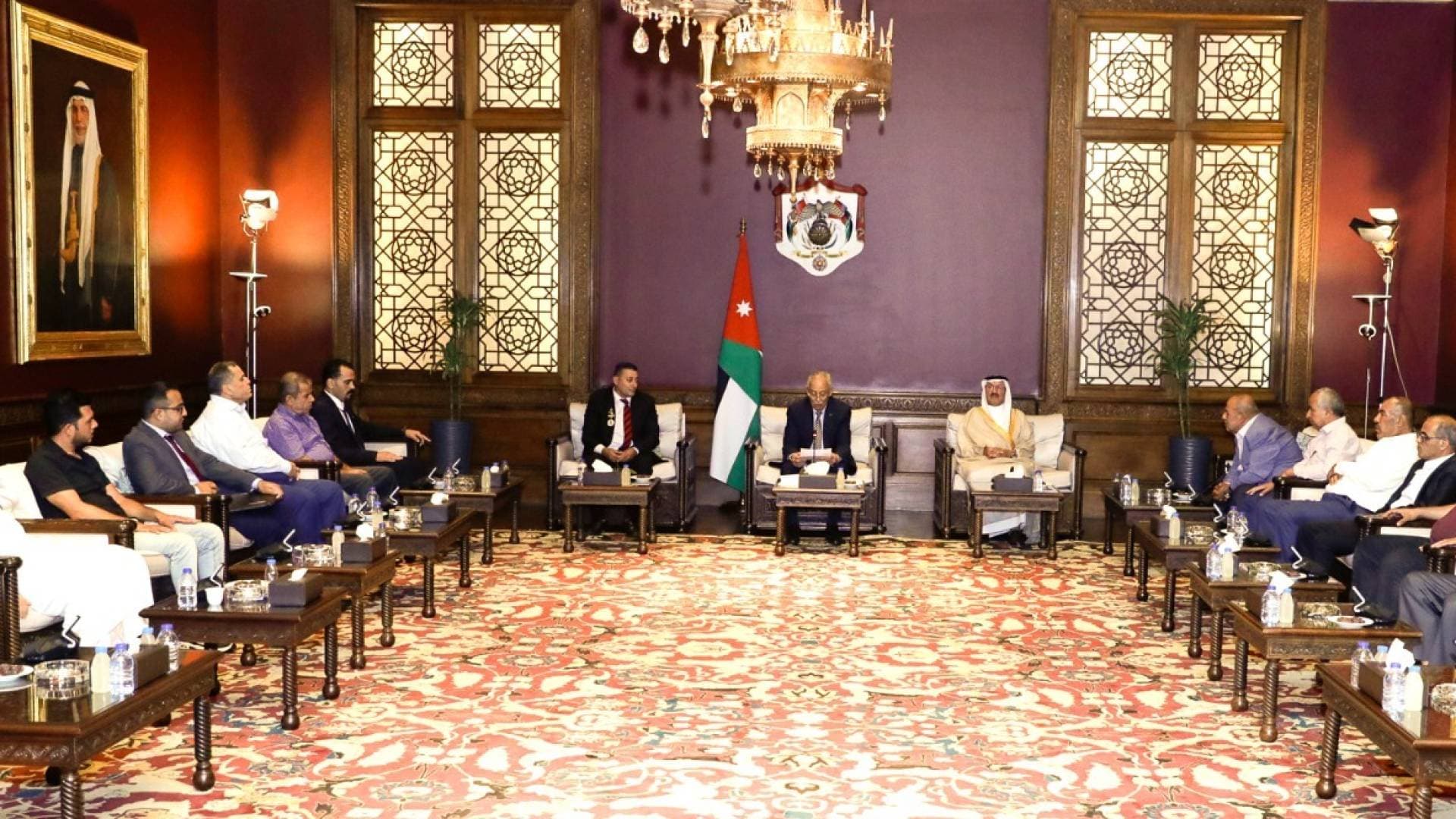 العيسوي: خلال لقائه وفدا من أبناء صما.. مواصلة إرسال المساعدات لأهل غزة تعكس جوهر النهج الهاشمي