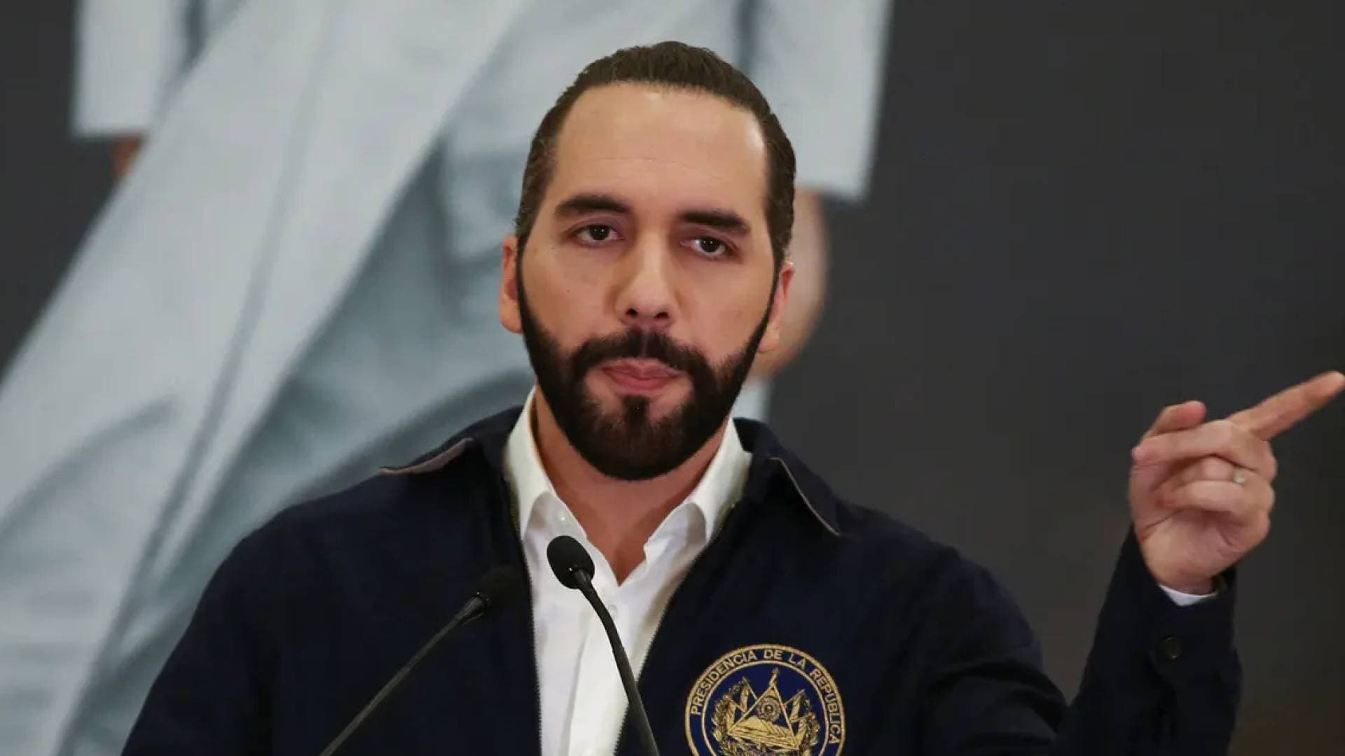 البرلمان السلفادوري يقر تعديلا دستوريا يتيح لبوكيلي الترشح للرئاسة مدى الحياة