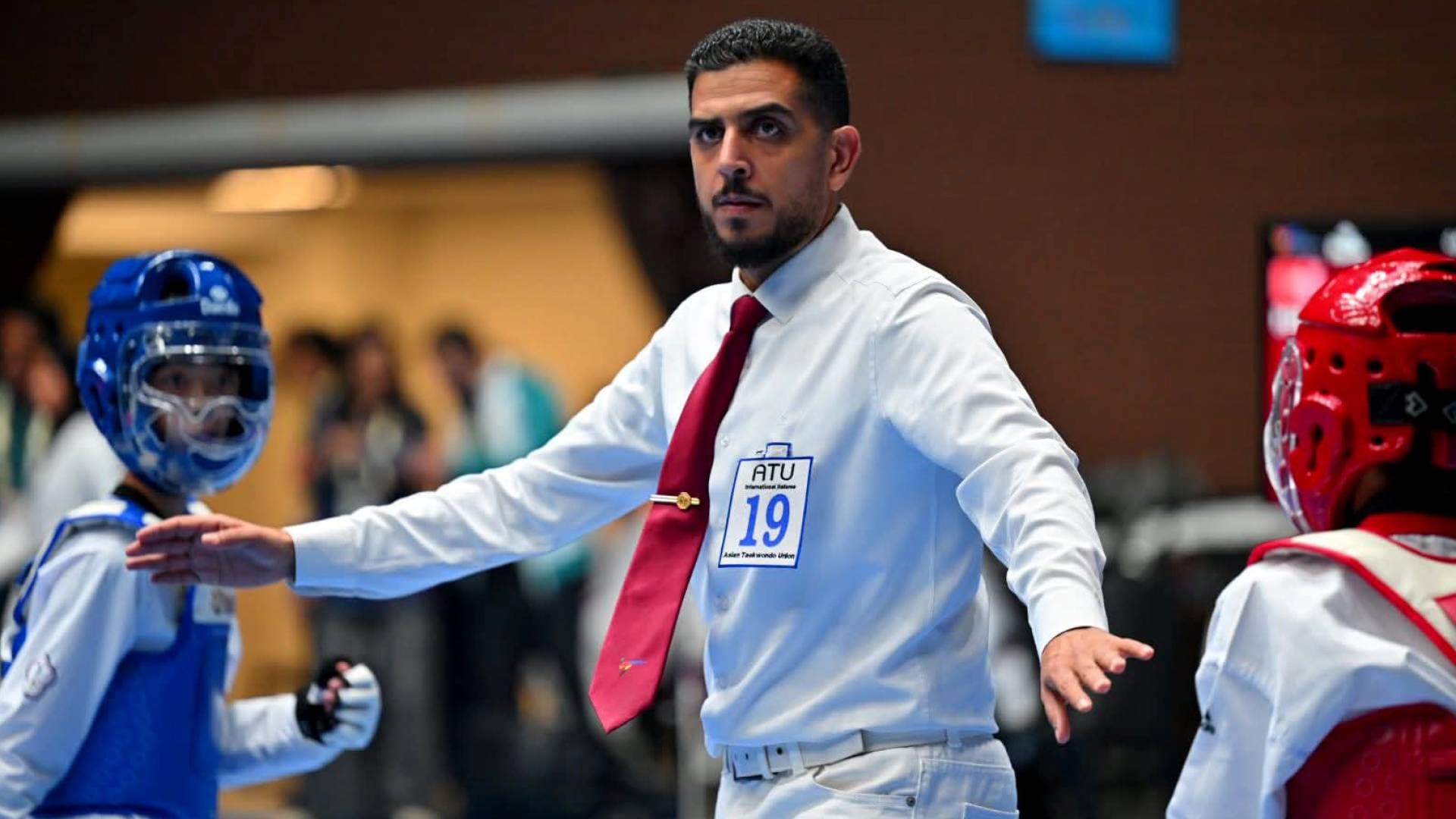 الحكم الأردني محمد عليان يتألق في بطولة آسيا للتايكواندو بماليزيا