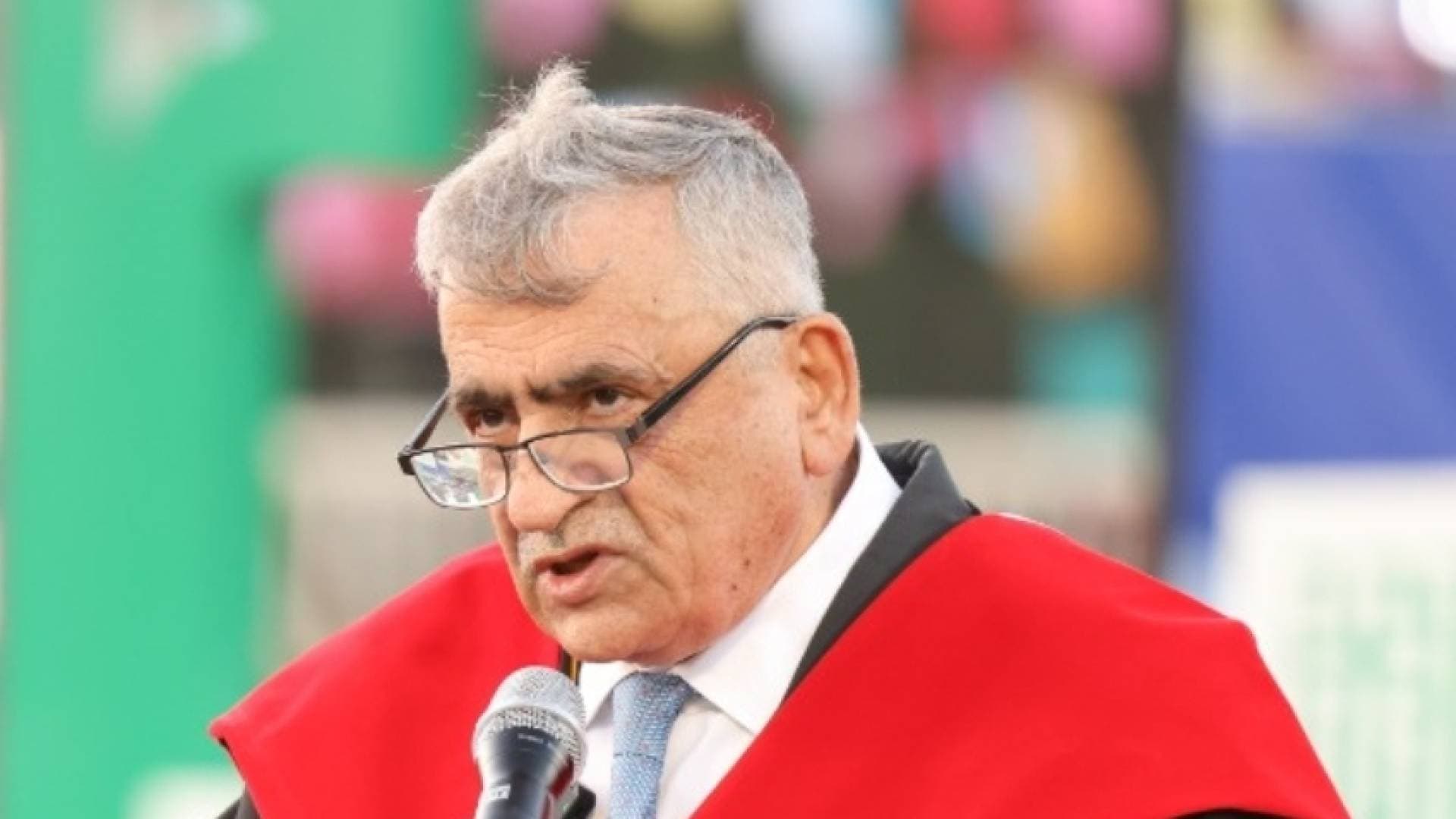 صدور الإرادة الملكية بالتجديد لرئيس الجامعة الأردنية الدكتور نذير عبيدات
