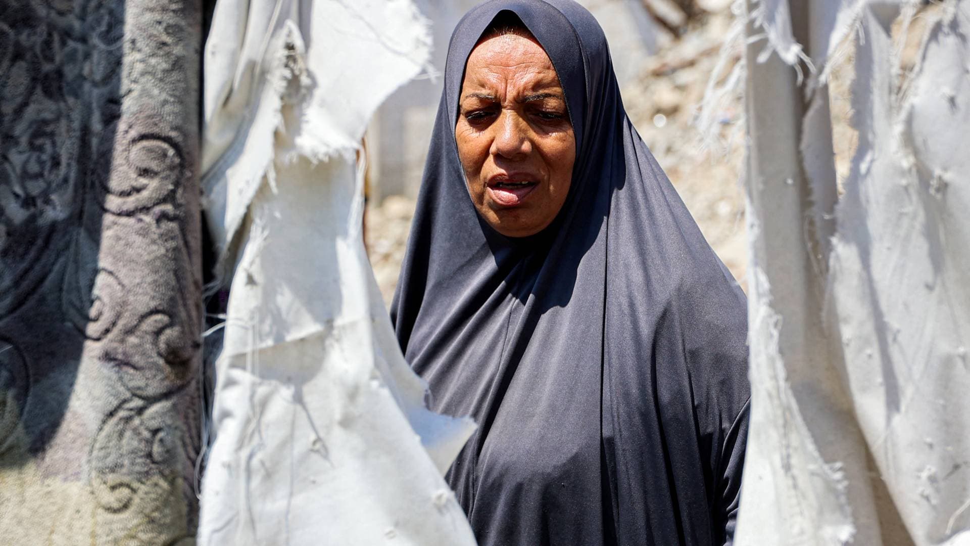 غزة: الحصيلة الإجمالية للشهداء تصل إلى 64,231.. 84 شهيدا في 24 ساعة ووفيات جديدة بالمجاعة