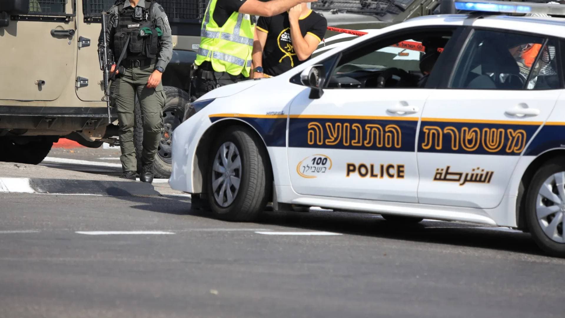 شرطة الاحتلال: إصابة شخصين في عملية طعن بالقدس والقبض على المنفذ - فيديو