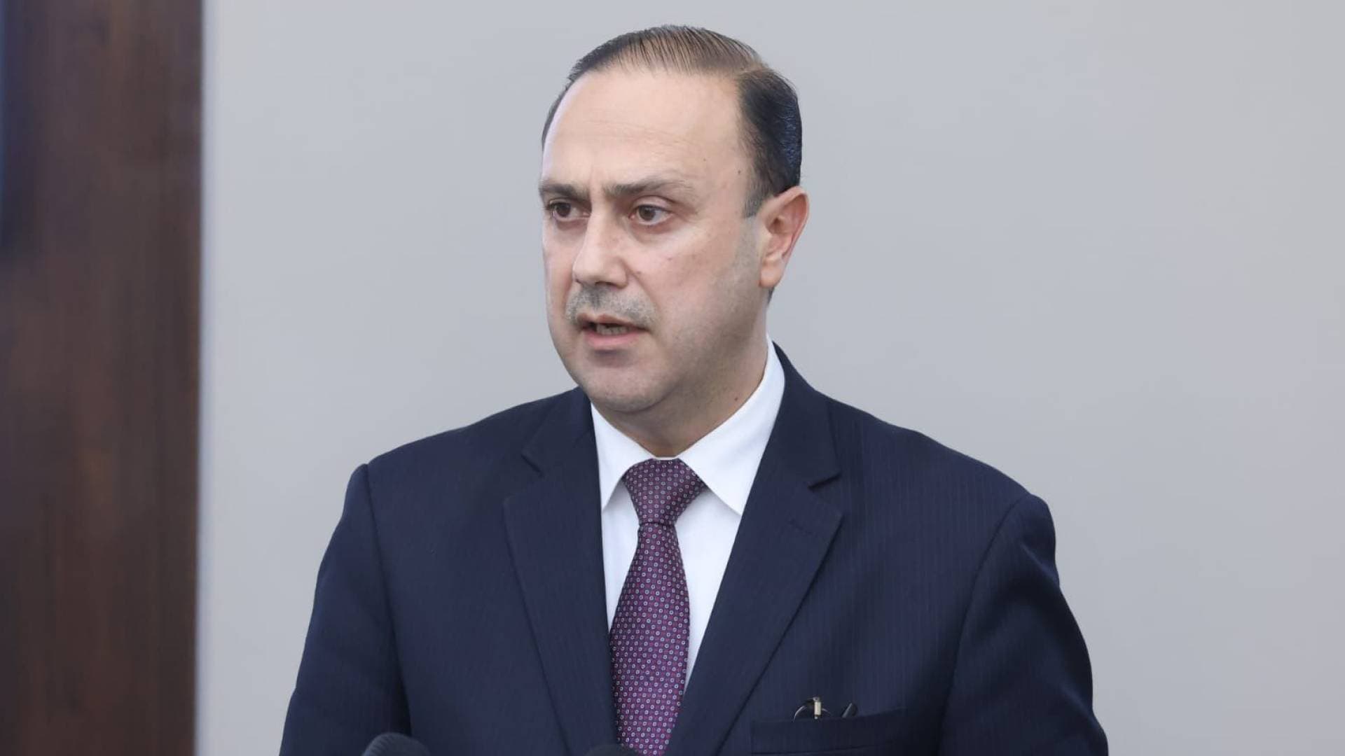 المومني: نتابع ما يتم تداوله من أنباء حول وجود حدث أمني على الطرف الآخر من معبر الكرامة.. فيديو