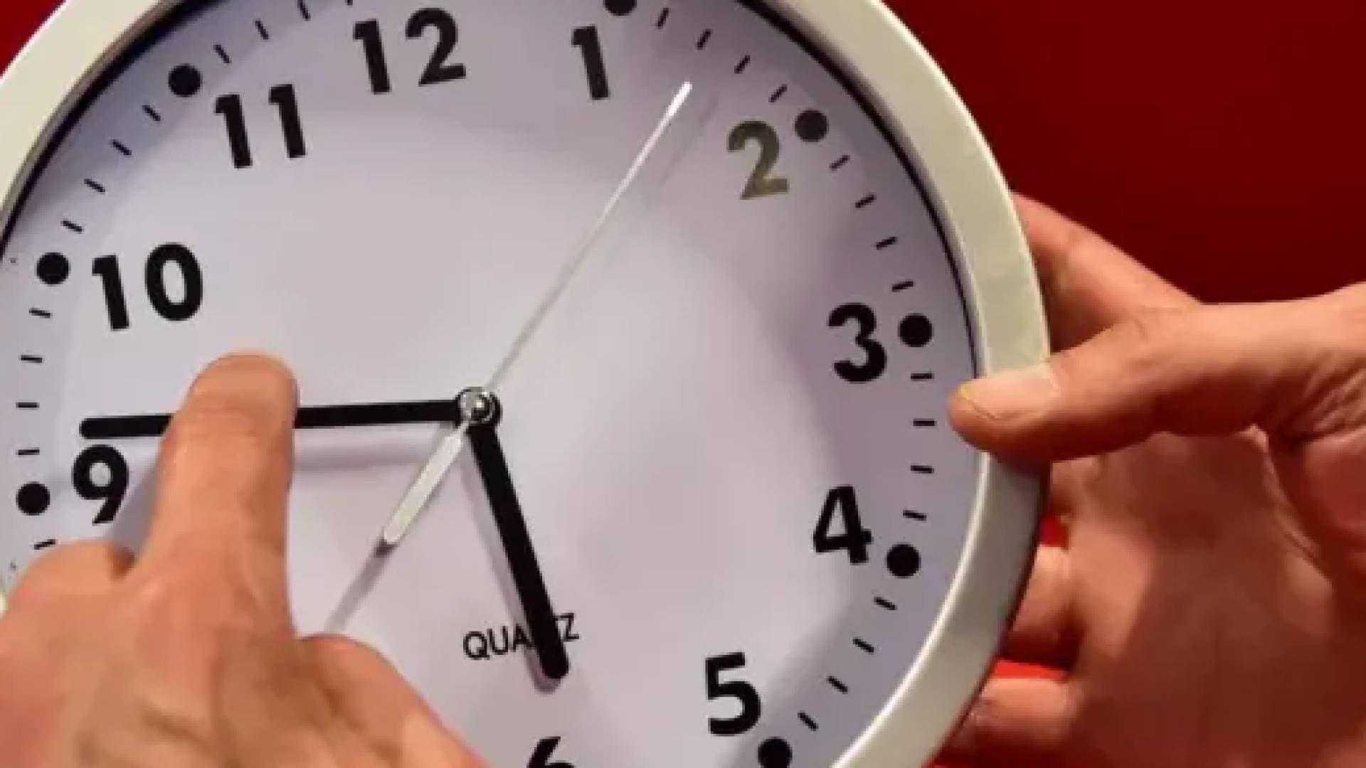 "لعبة الزمن" القاتلة: كيف يسبب التوقيت الصيفي أزمات قلبية وحوادث سير.. ودراسة جديدة تحسم الجدل