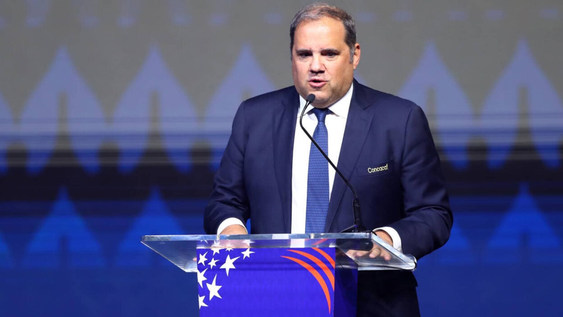 مونتالياني: "يويفا" هي الجهة المسؤولة عن حسم مشاركة كيان الاحتلال في البطولات الدولية