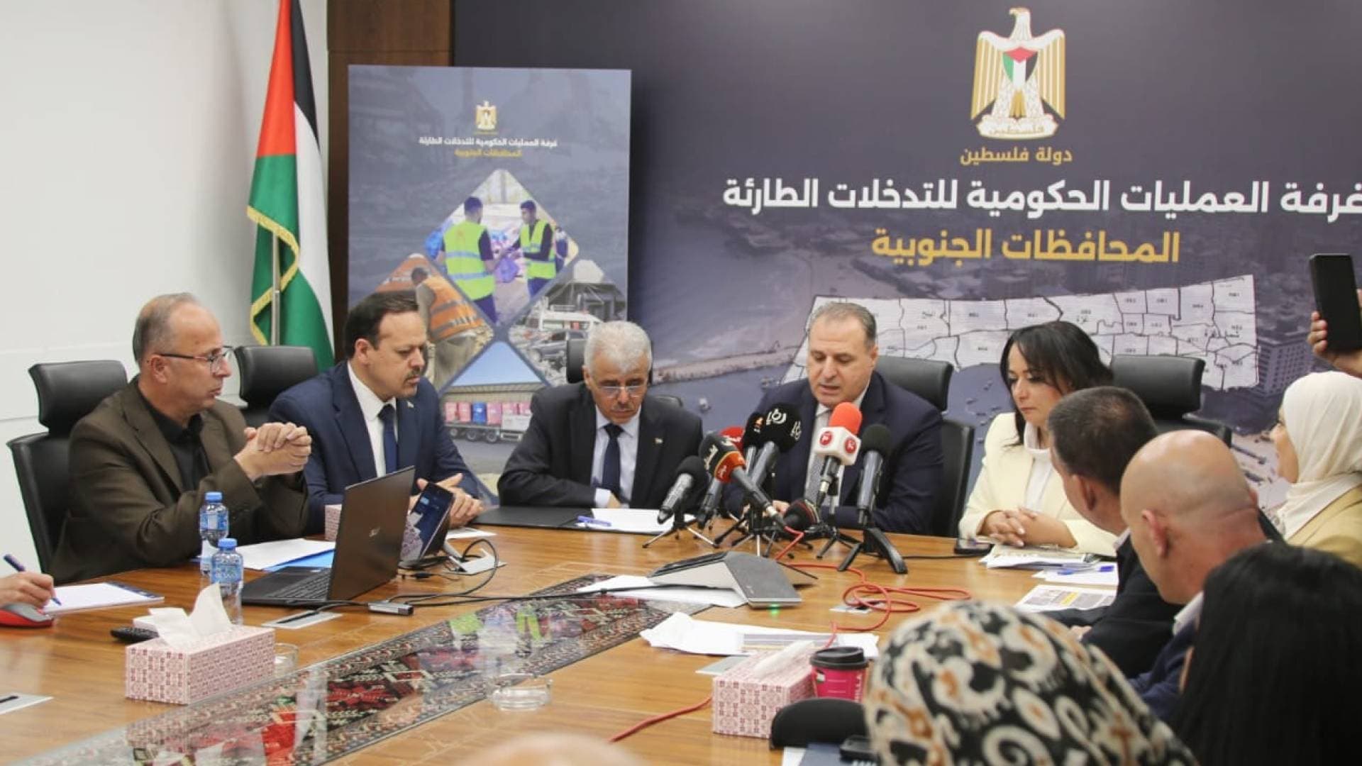 انتصار للعلم على الحرب.. إعلان نتائج "التوجيهي" في غزة ومنح أردنية لآلاف الطلبة