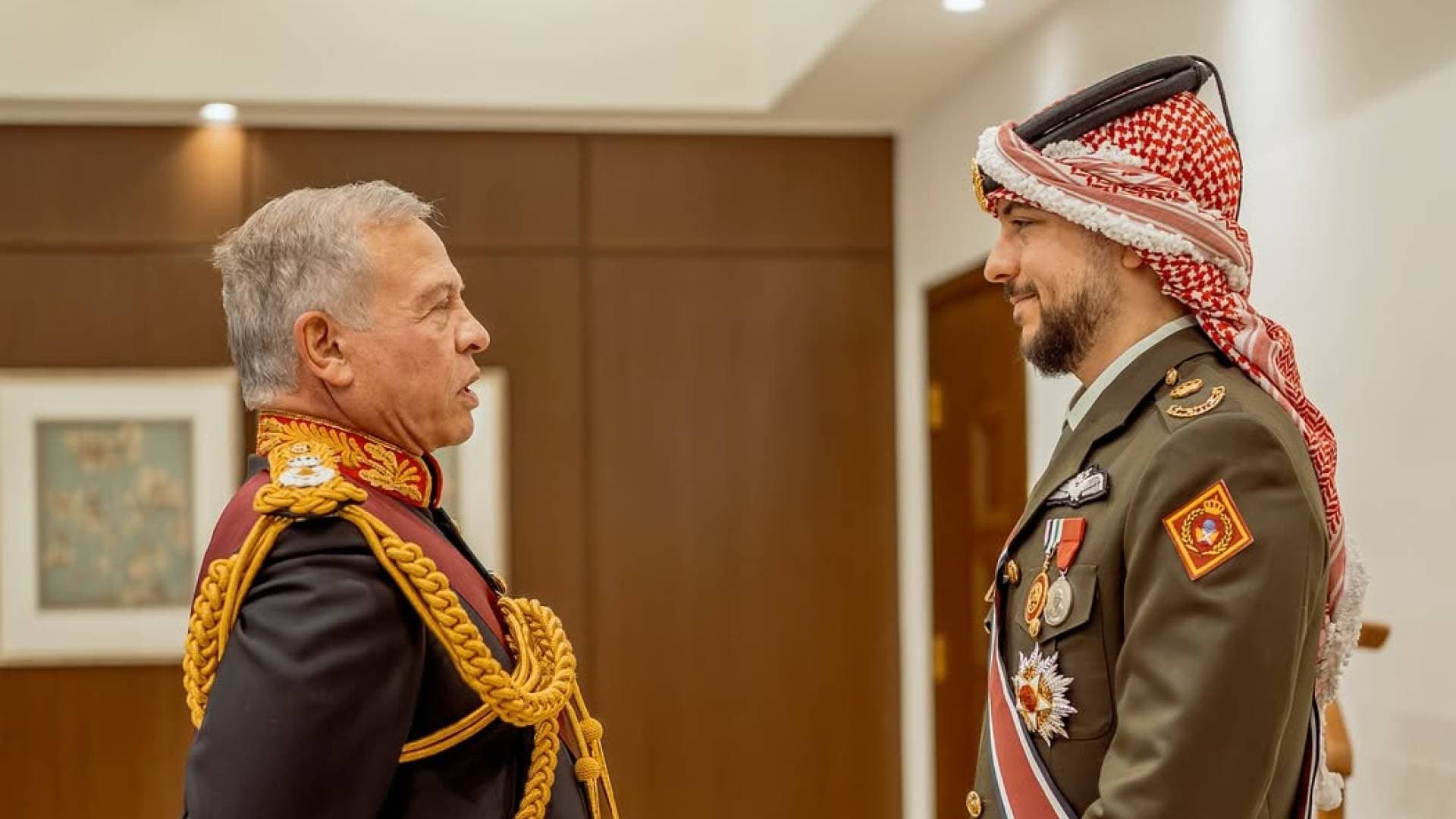 ولي العهد: "هذا الوطن الذي كان قدره أن يولد في قلب الأزمات والتي لم تكن يوما استثناء في مسيرته بل كانت رفيقته منذ البدايات"