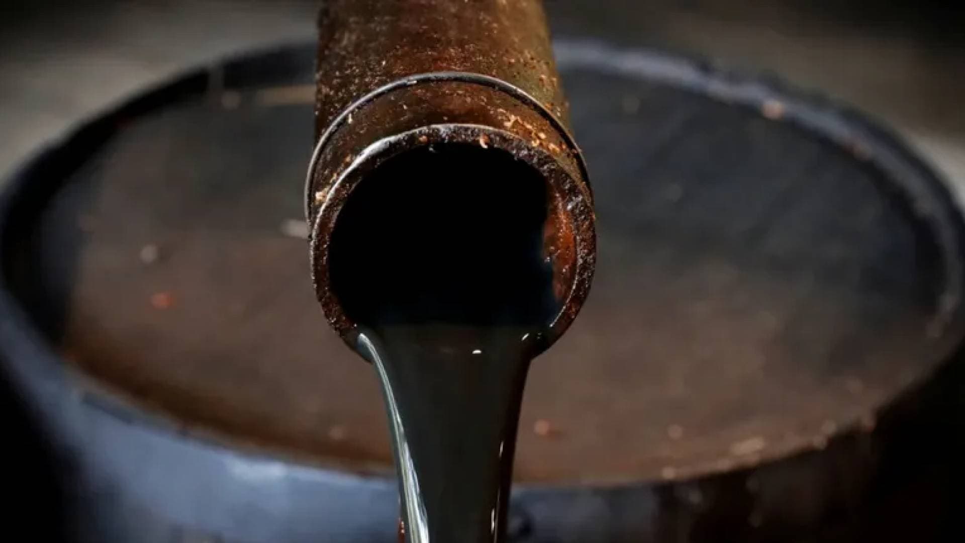 برنت فوق 65 دولارا.. الأسواق النفطية تترقب اجتماع الفيدرالي وقمة ترمب وشي