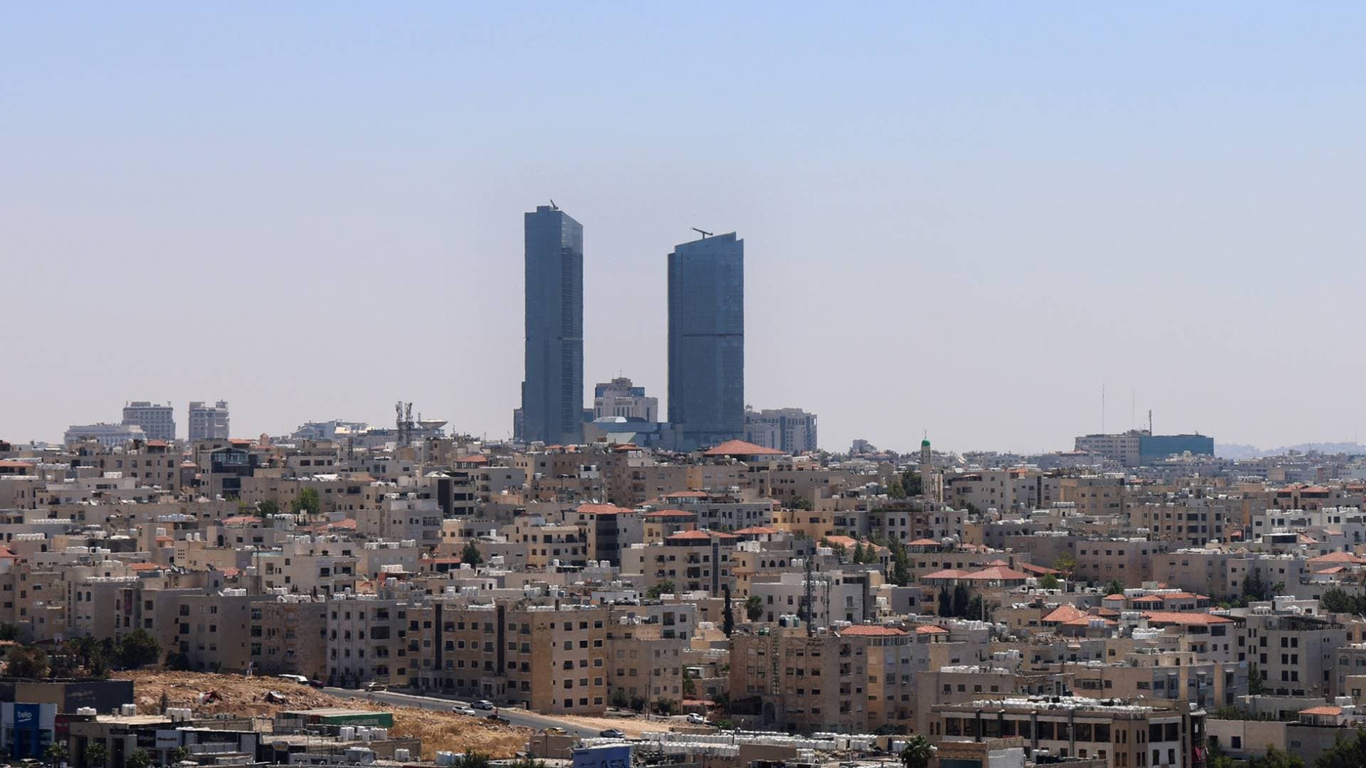 درجات الحرارة اليوم في الأردن تصل إلى 28° وتحذيرات للمناطق الصحراوية