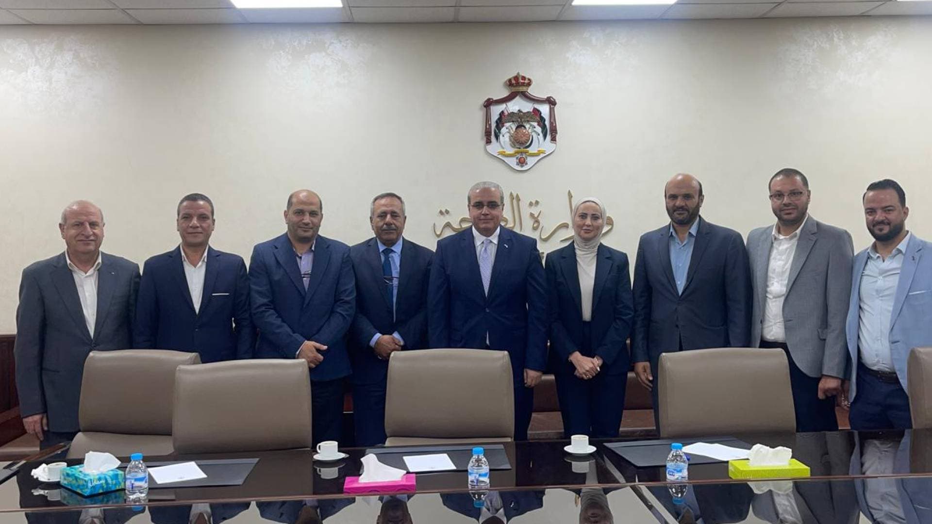 نقابة الممرضين تبحث مع وزير الصحة تعديل الحوافز وتطوير الكوادر التمريضية