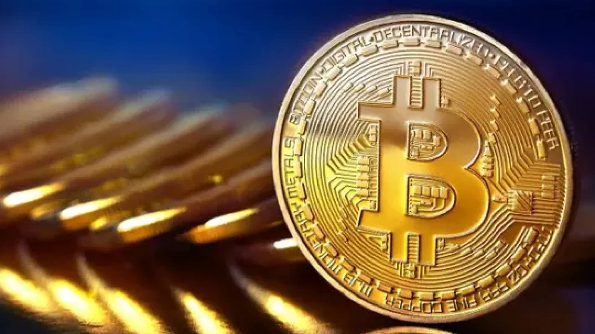 "البيتكوين" يتشبث فوق 107 آلاف دولار رغم تراجع طفيف