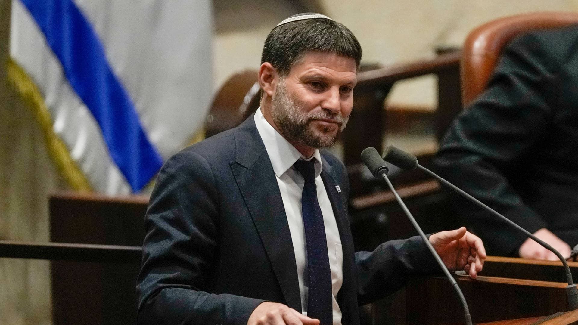 سموتريتش يدعو إلى "إبادة حماس" ويشدد على استعادة جثث المحتجزين قبل أي خروج لعناصر المقاومة من رفح