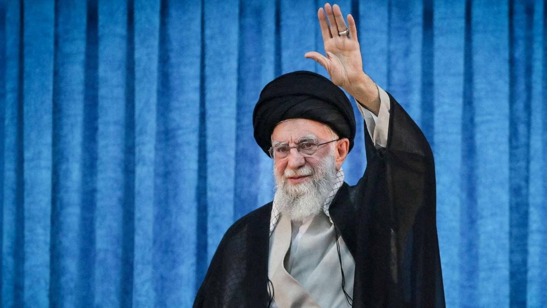 المرشد الإيراني يرى الإدارة الأمريكية "غير جديرة" بالتعاون ويؤكد فشل الحرب "الإسرائيلية"