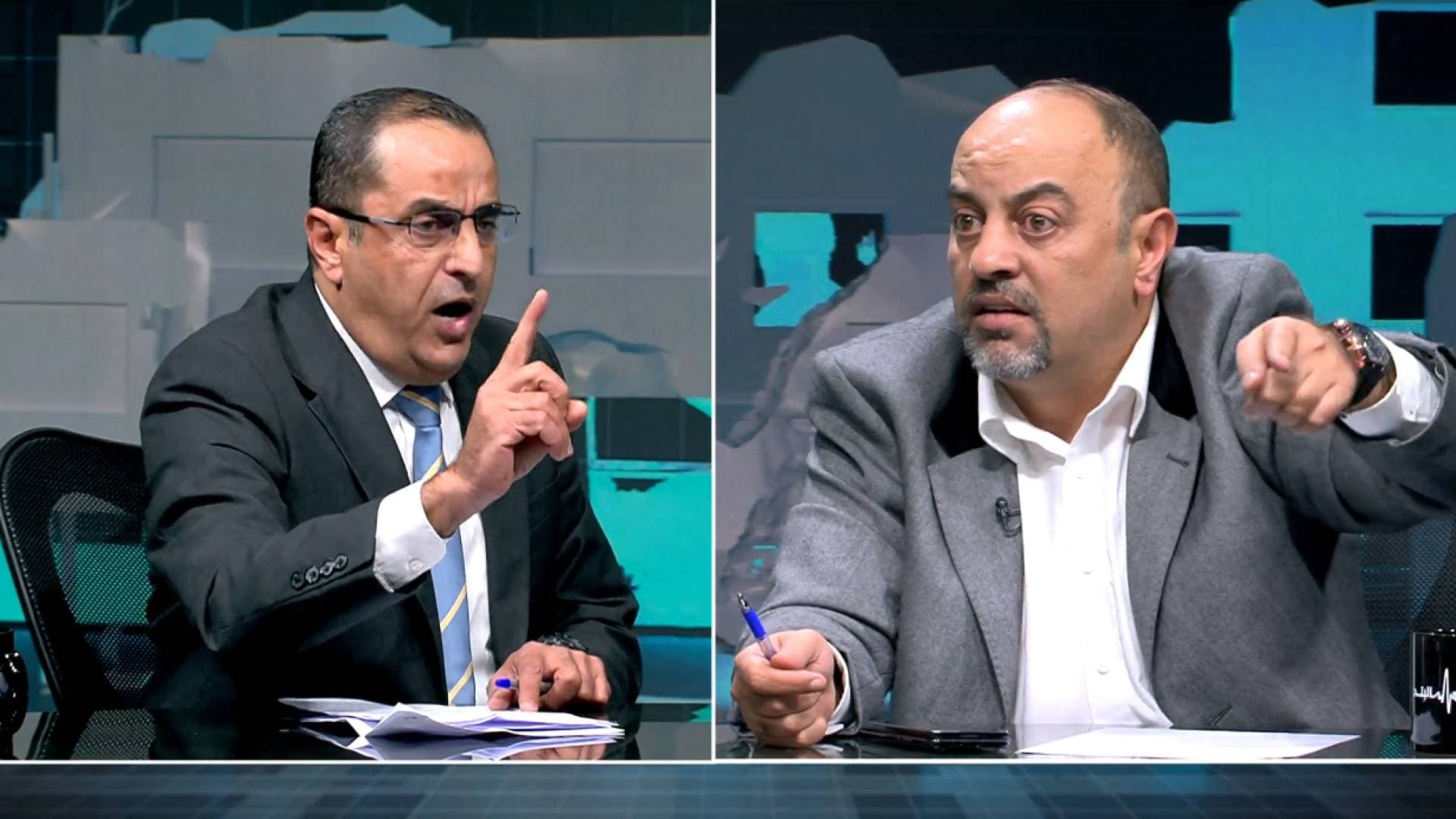 بالفيديو.. مشادة حادة على الهواء بين أبو زيد وأبو الراغب.. أبو زيد: "أنا ابن الأردن وابن الجيش ولم أدخل الدولة من بوابة المعارضة" وأبو الراغب يرد