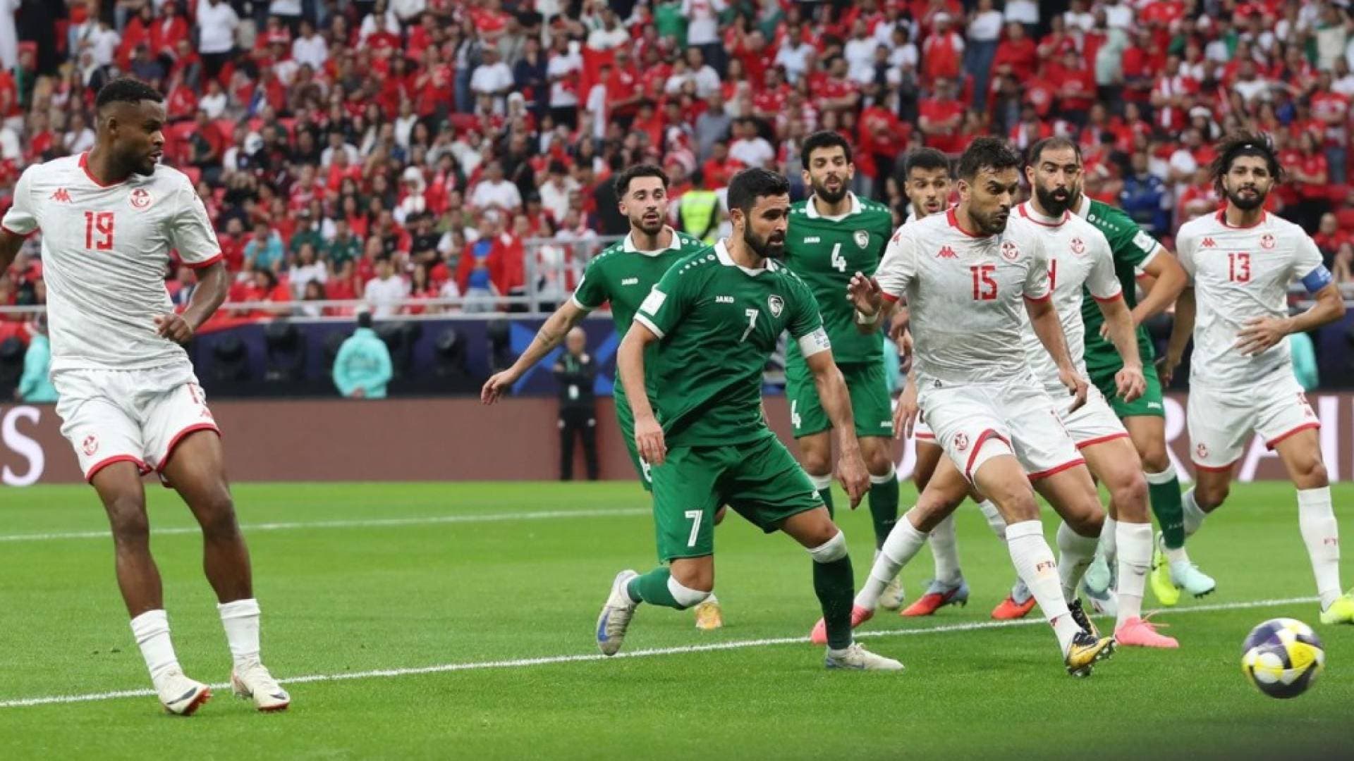"نسور قاسيون" و"الفدائي" يقلبان الطاولة.. مفاجآت مدوية في افتتاح "كأس العرب 2025"