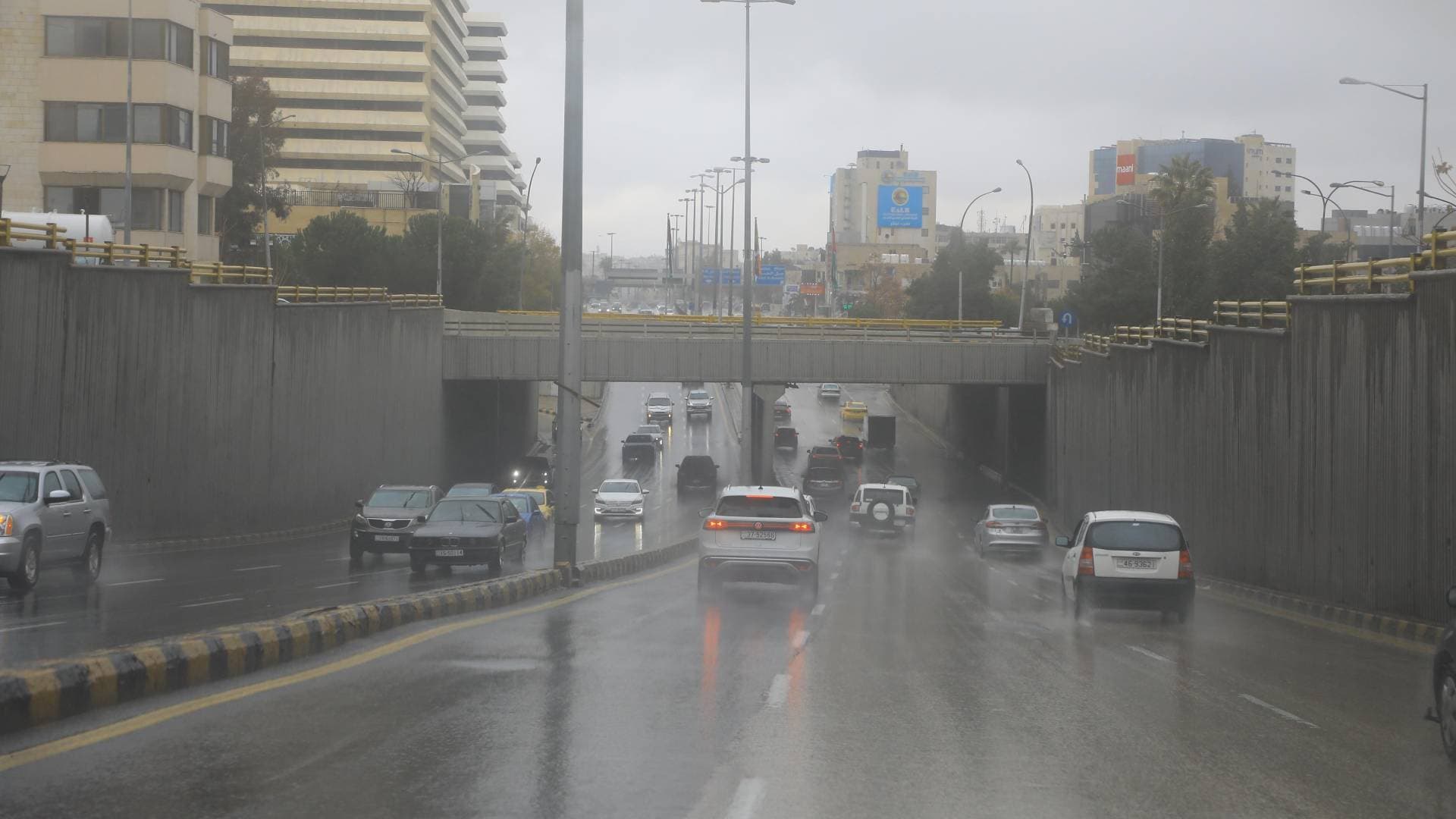 الأرصاد: منخفض جوي يؤثر على الأردن مساء الاثنين وتحذيرات من سيول وضباب
