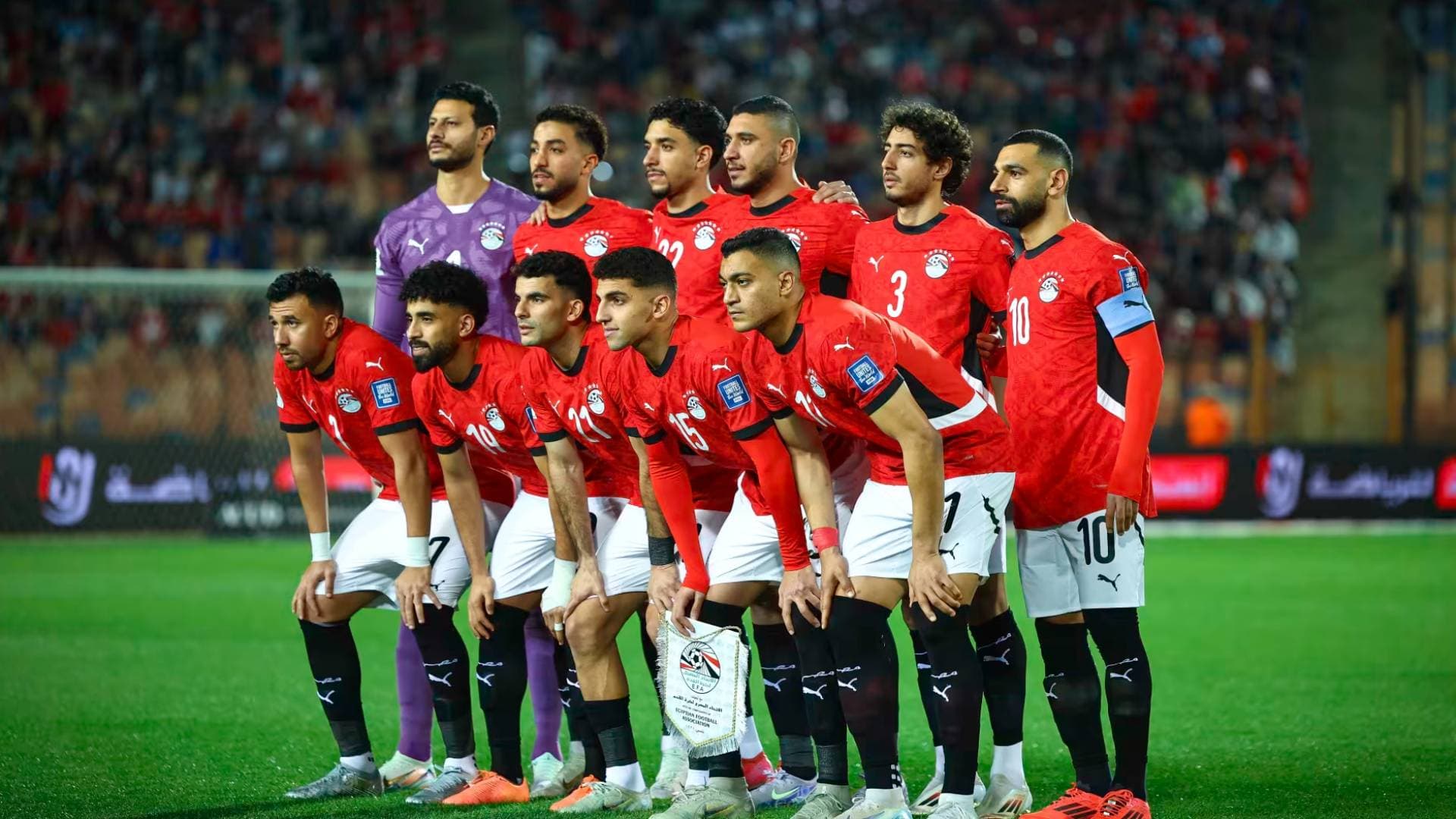 "العودة للقاهرة بالكأس".. أبو ريدة يشعل حماس "الفراعنة" قبل مواجهة زيمبابوي