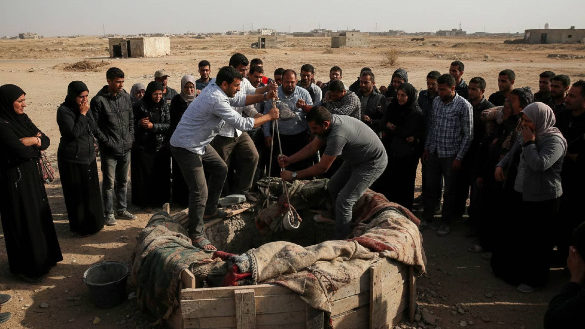 وفاة طفل سقط في بئر مياه وسط انعدام معدات الإنقاذ بقطاع غزة
