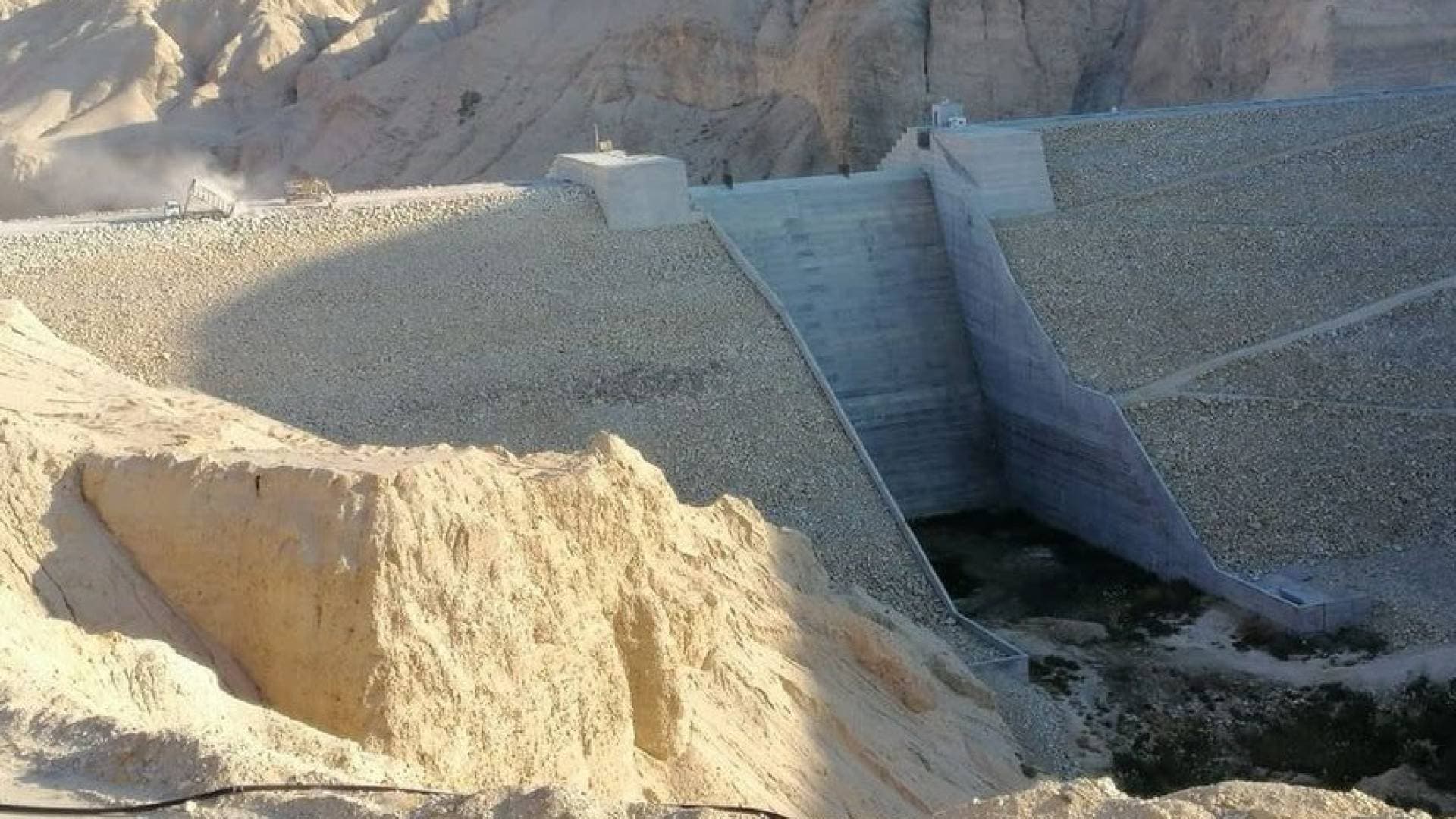 بعد وصولهما للسعة القصوى.. "الحيصة" يتفقد سدي "ابن حماد" و"الكرك" ويؤكد سلامتهما