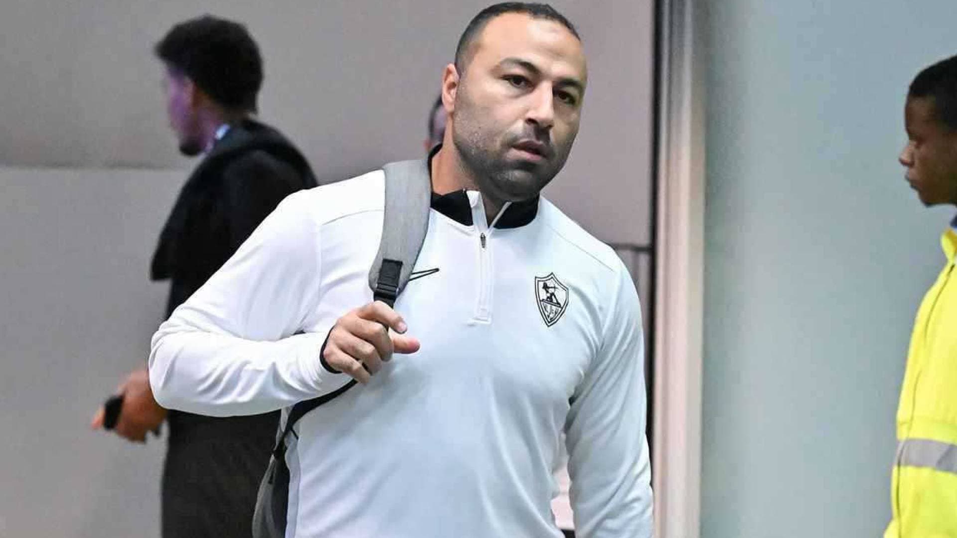 الزمالك يودع عبدالرؤوف .. وتامر وحازم يقودان السفينة مؤقتا