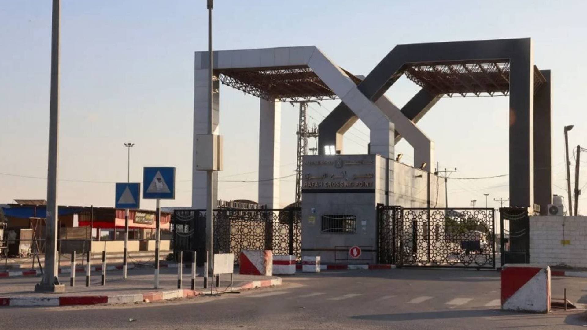 إعلام عبري: اتفاق بين نتنياهو وترمب على إعادة فتح معبر رفح بجانبيه
