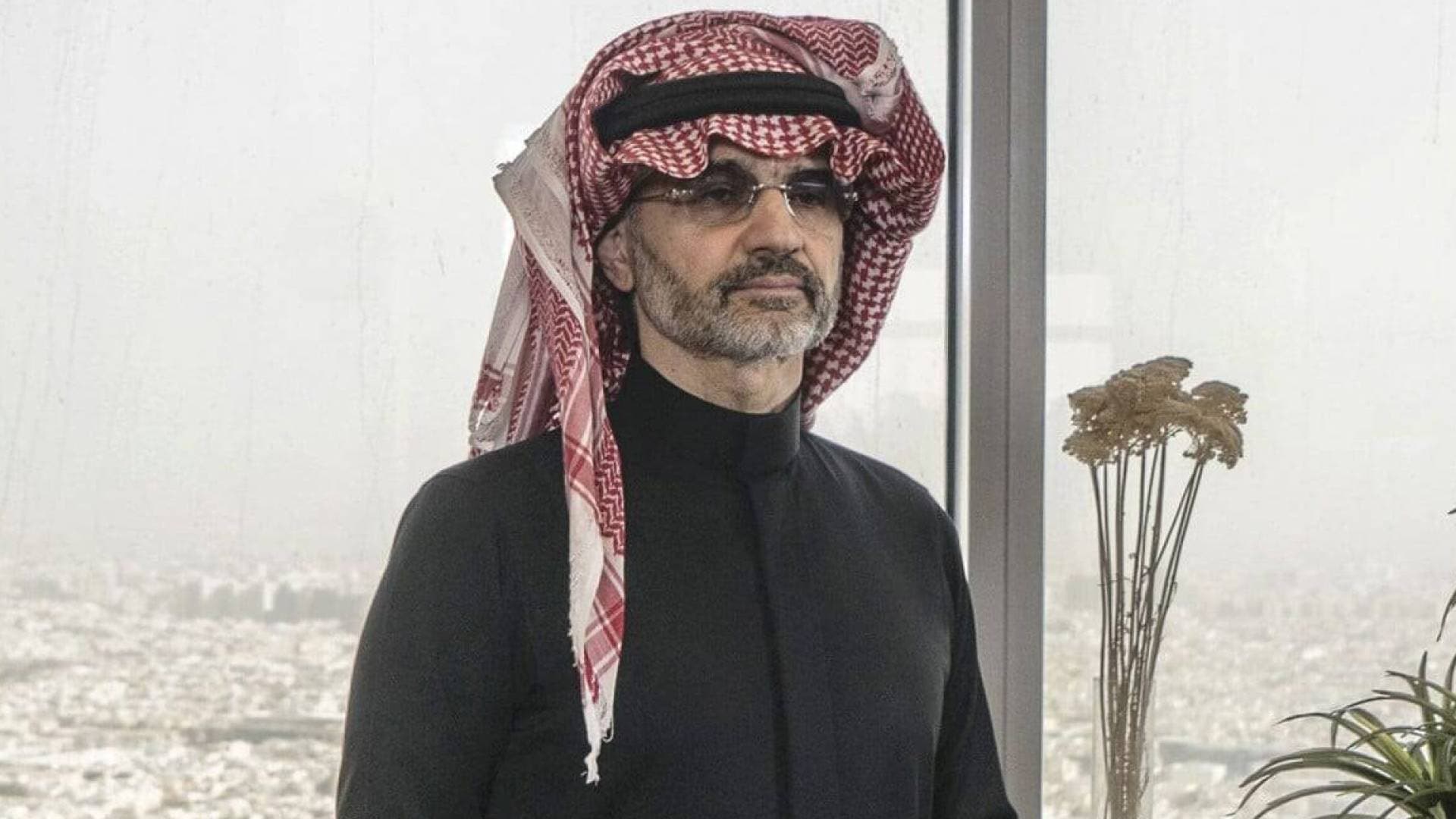 "الهلال يلبى له".. الوليد بن طلال يشعل "الميركاتو" الشتوي