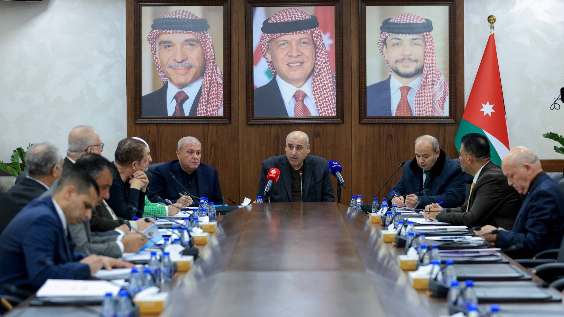 القاضي يترأس اجتماع المكتب التنفيذي لمجلس النواب لبحث تعديل النظام الداخلي