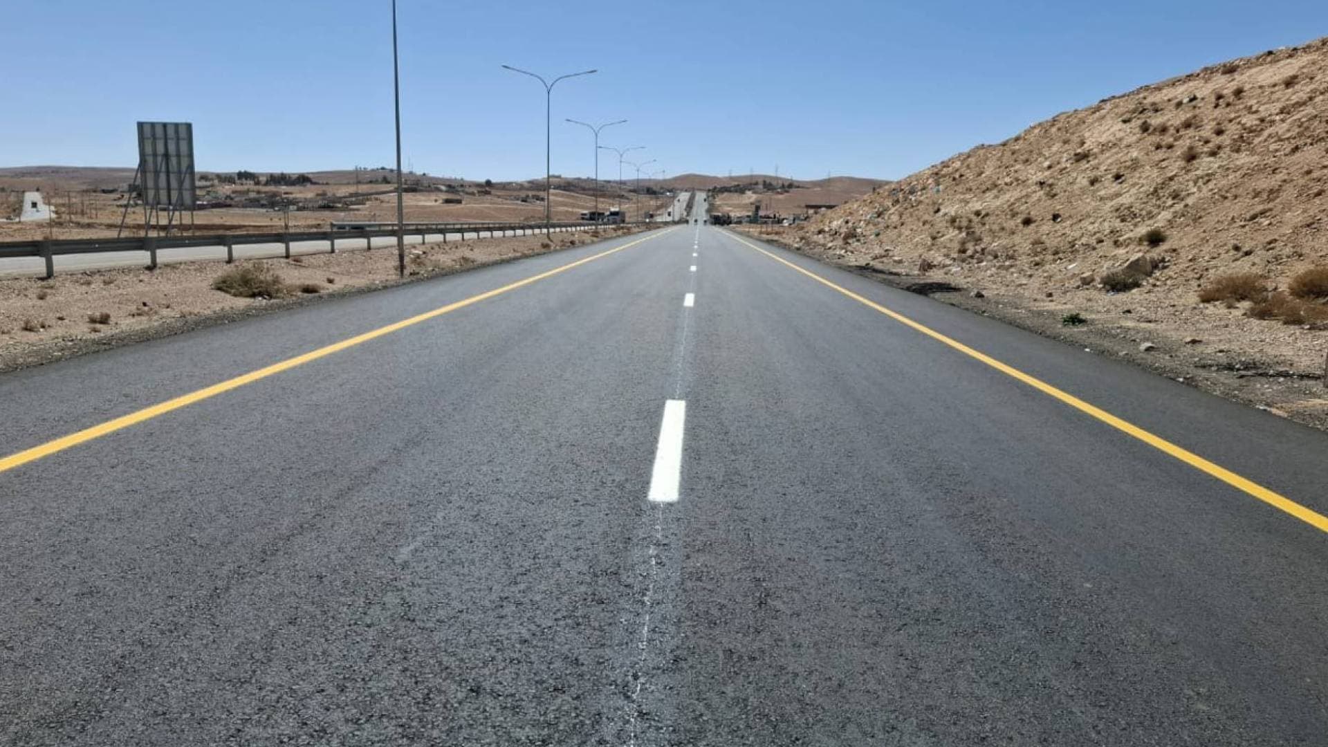 "أشغال الزرقاء" تدشن مشاريع 2026 بـ 1.4 مليون دينار وحلول جذرية لـ"النقاط الساخنة"