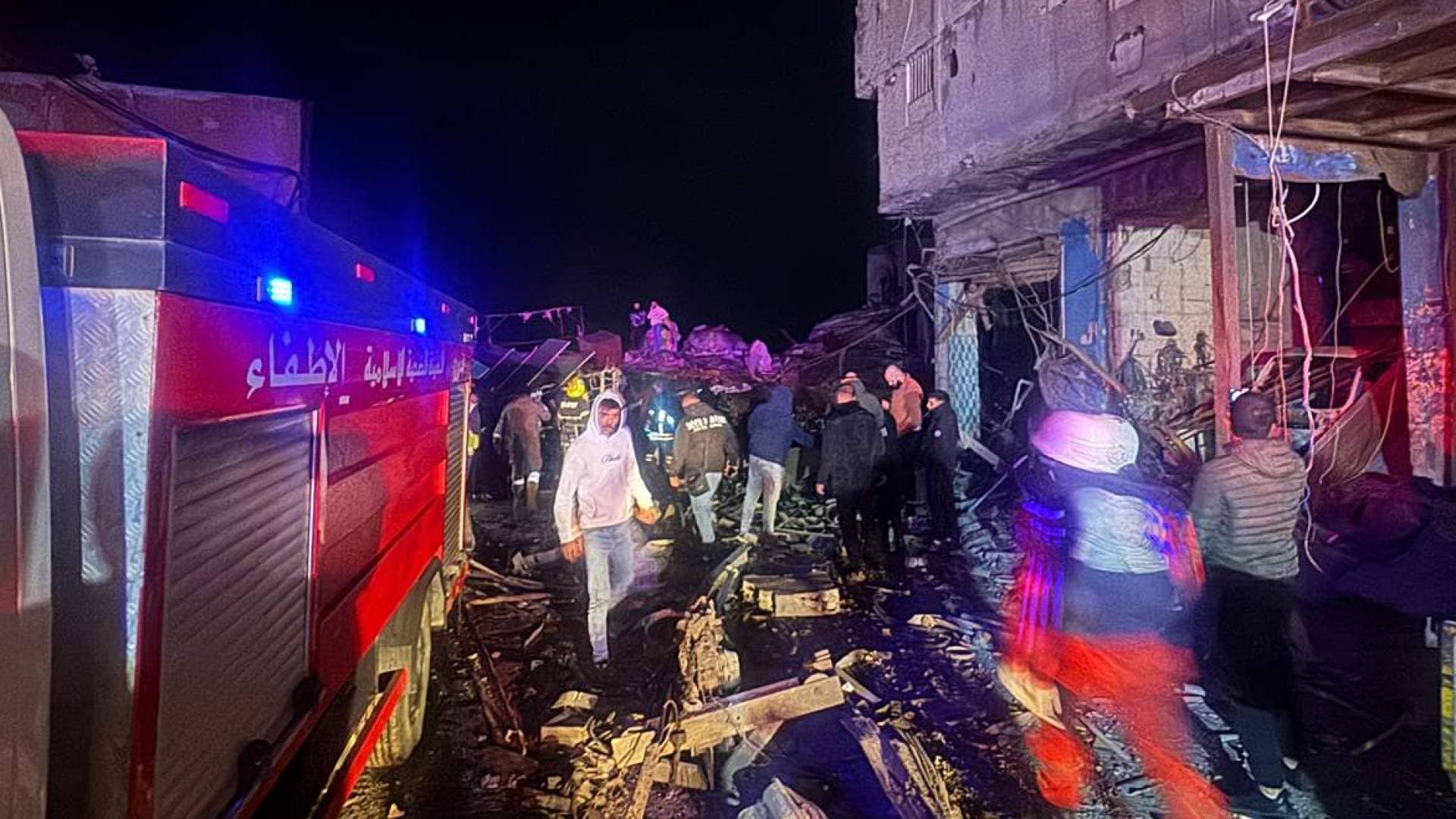 طيران الاحتلال يستهدف المنطقة الصناعية في "صيدا" بصاروخين.. ونقل إصابة إلى المستشفى -فيديو