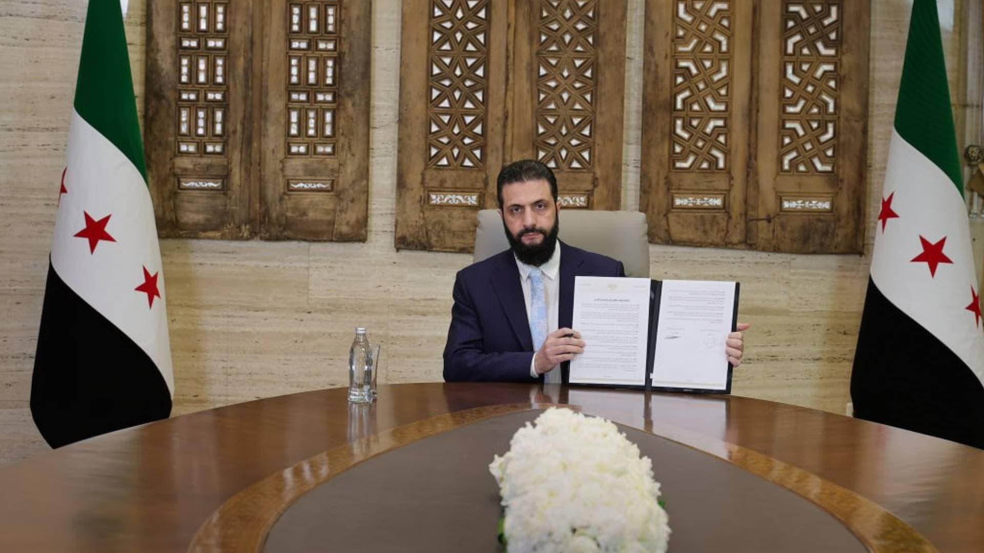 دمشق تعلن التوصل لاتفاقية مع "قسد": عودة الحقول والمعابر وإنهاء الانقسام باتفاق تاريخي في سوريا