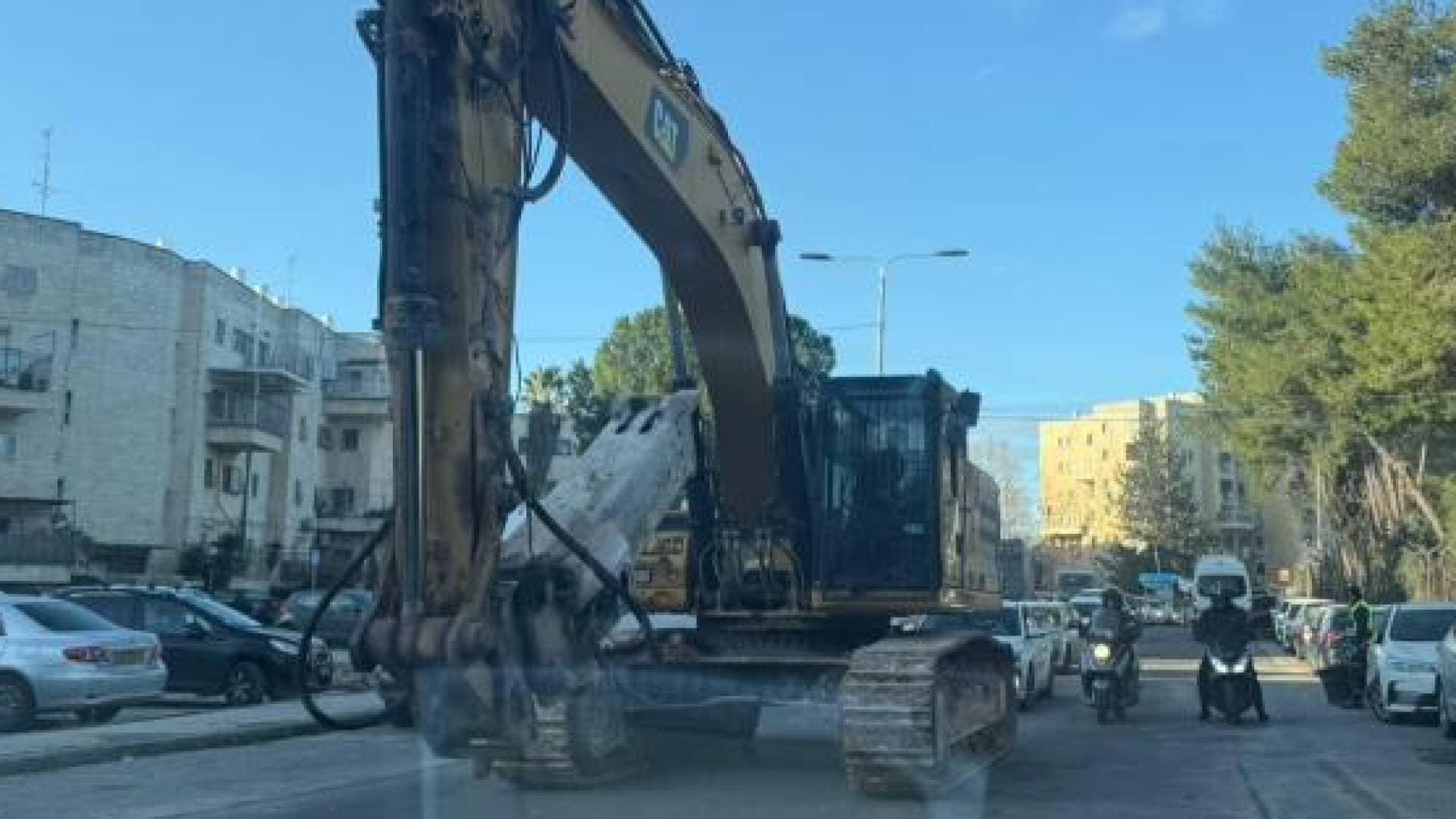 الاحتلال يهدم منشآت الأونروا في الشيخ جراح ويثير تساؤلات حول مستقبلها بالقدس - فيديو