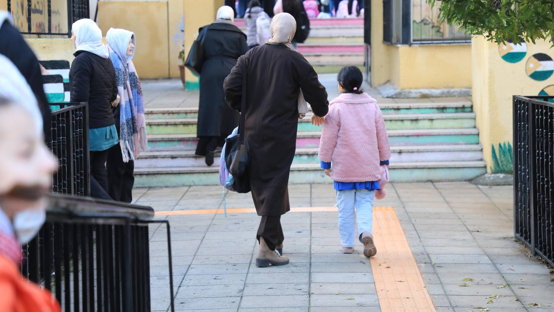 الحكومة تقر "الأسباب الموجبة" لقانون هيئة الاعتماد الجديد.. مرجعية موحدة تشمل المدارس والجامعات والتدريب المهني