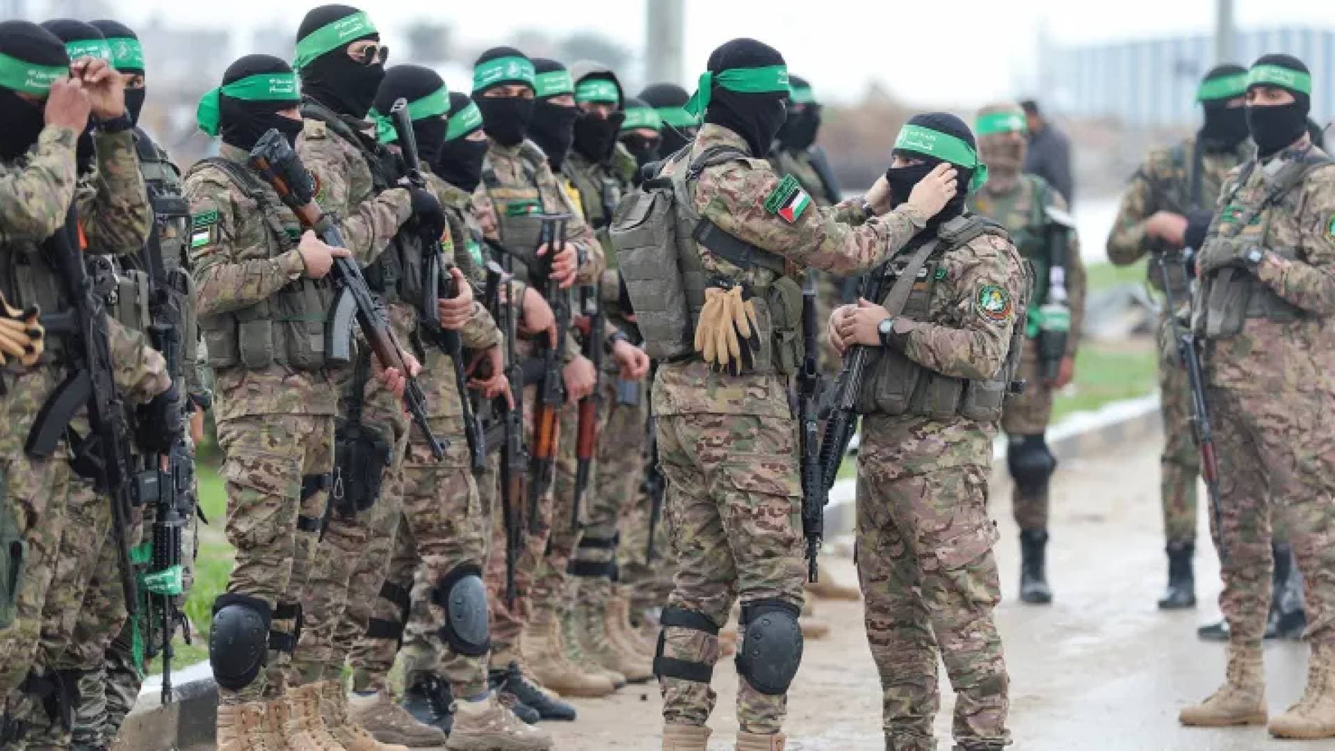 "عقبة الدمج".. حماس تسعى لإدخال 10 آلاف شرطي في "إدارة غزة" وتل أبيب تتمسك بنزع السلاح