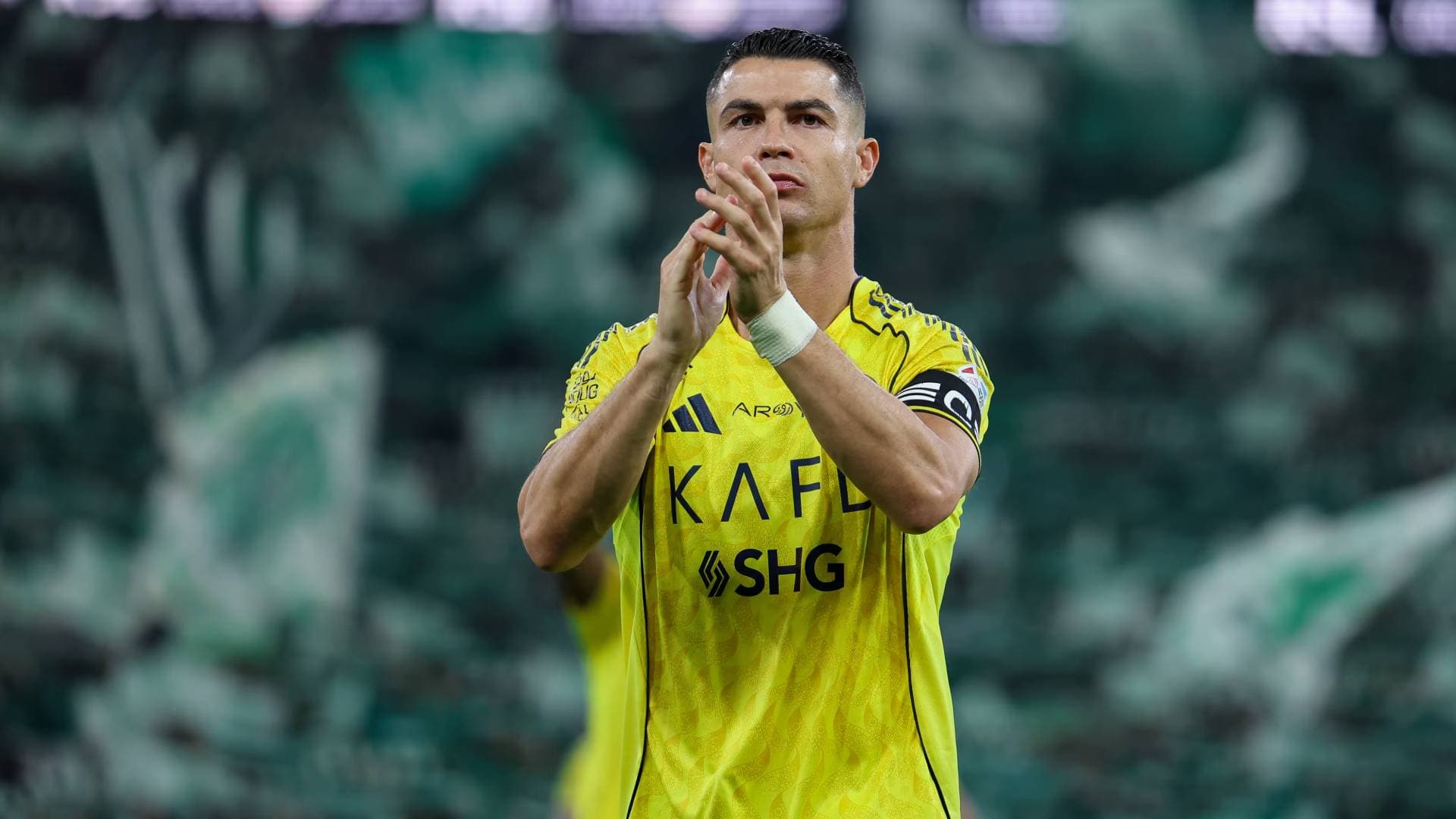 كريستيانو رونالدو يوقف كل شيء في نادي النصر.. والنتيجة مفاجئة